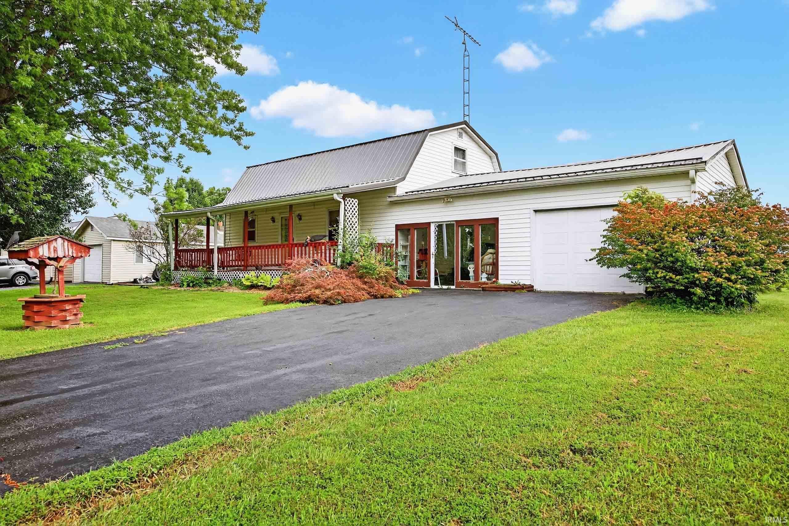 127 Hickory Heights Circle