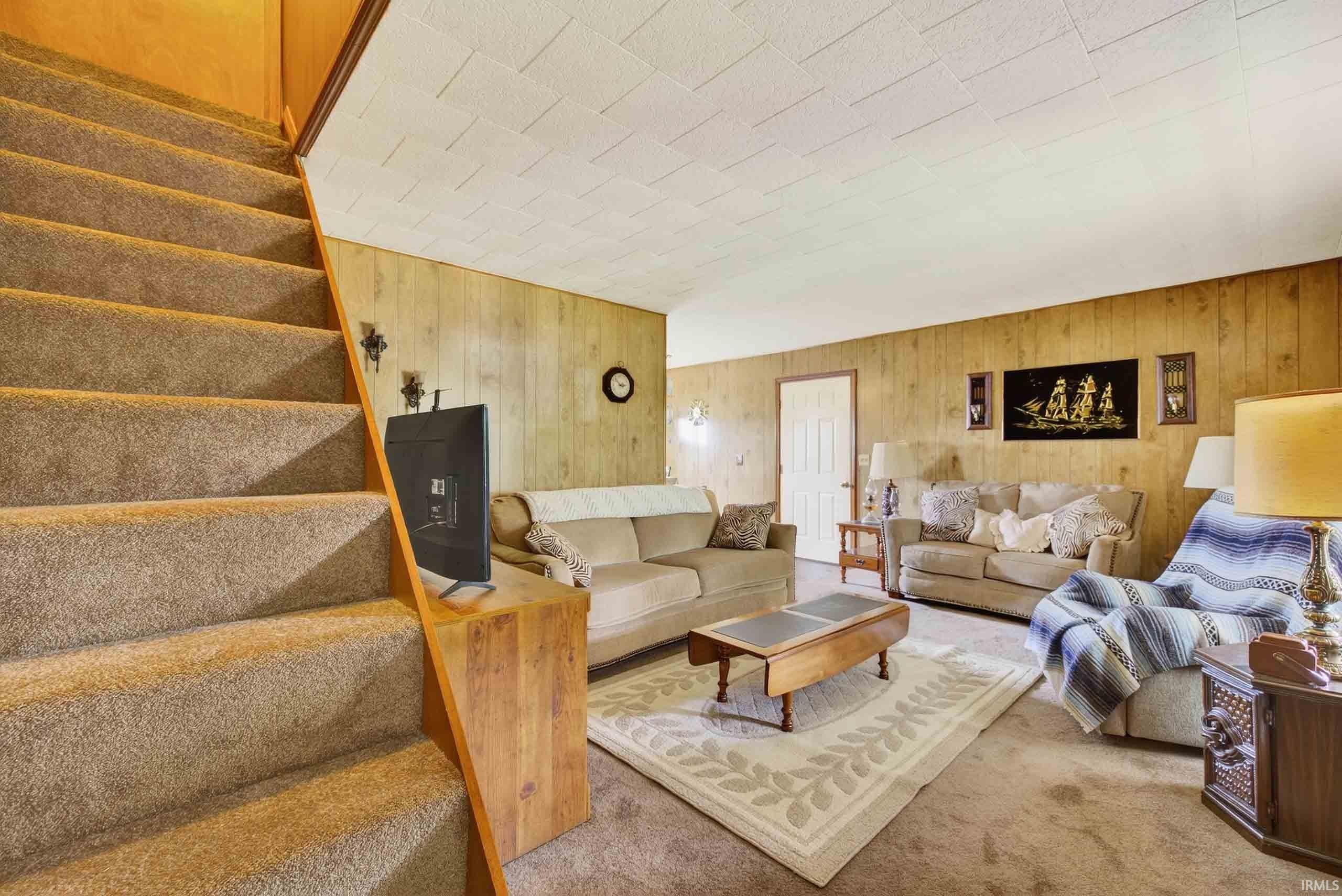 127 Hickory Heights Circle
