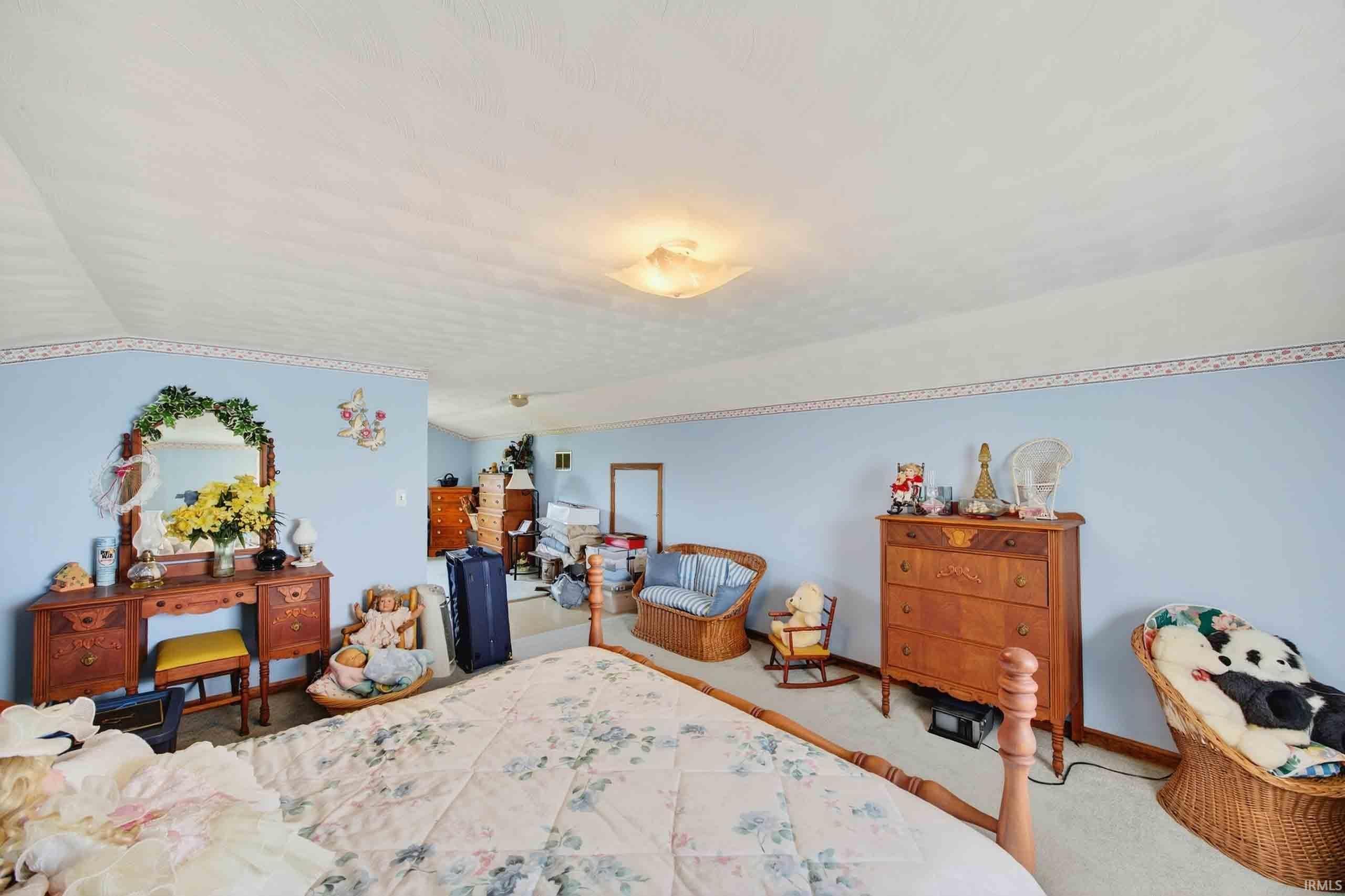 127 Hickory Heights Circle