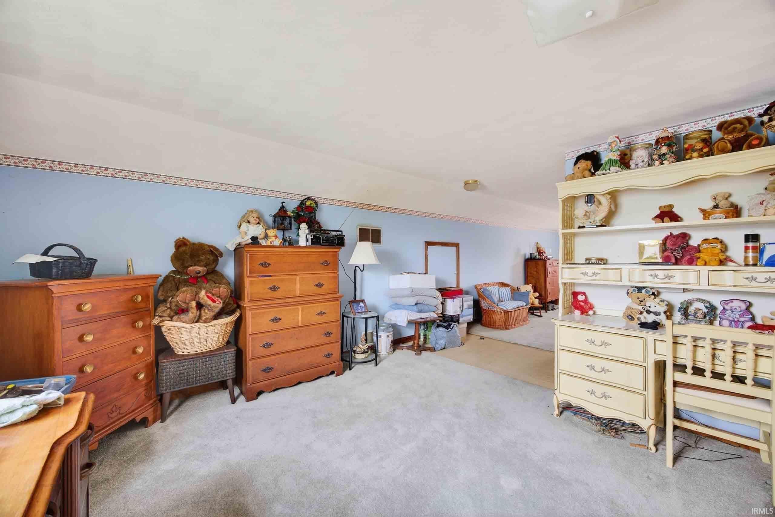127 Hickory Heights Circle