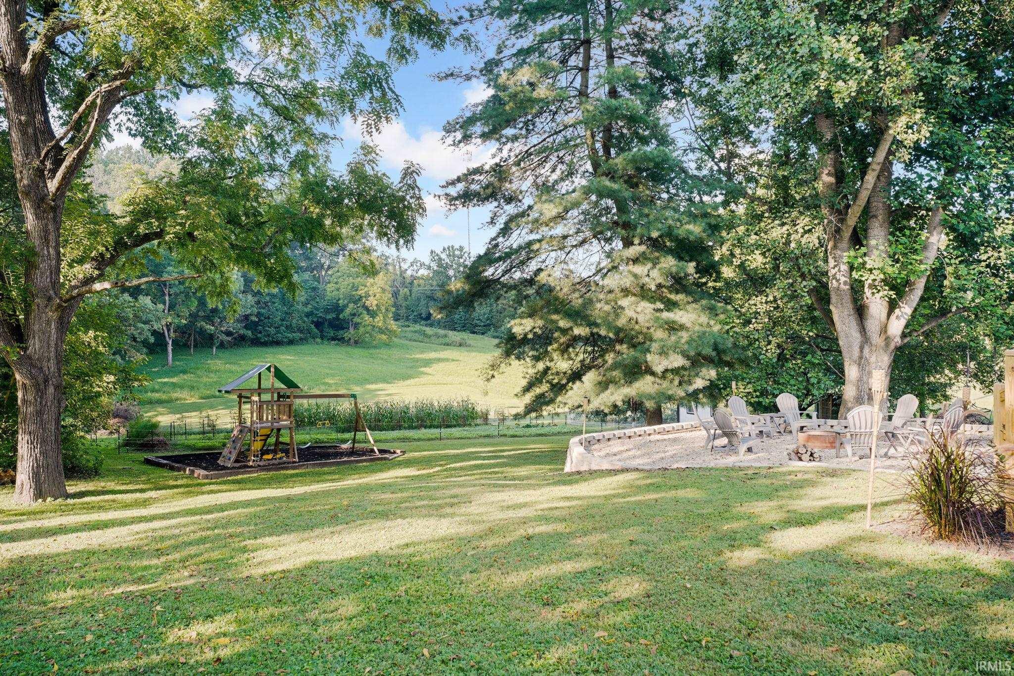 1715 W OLD HIGHWAY 60