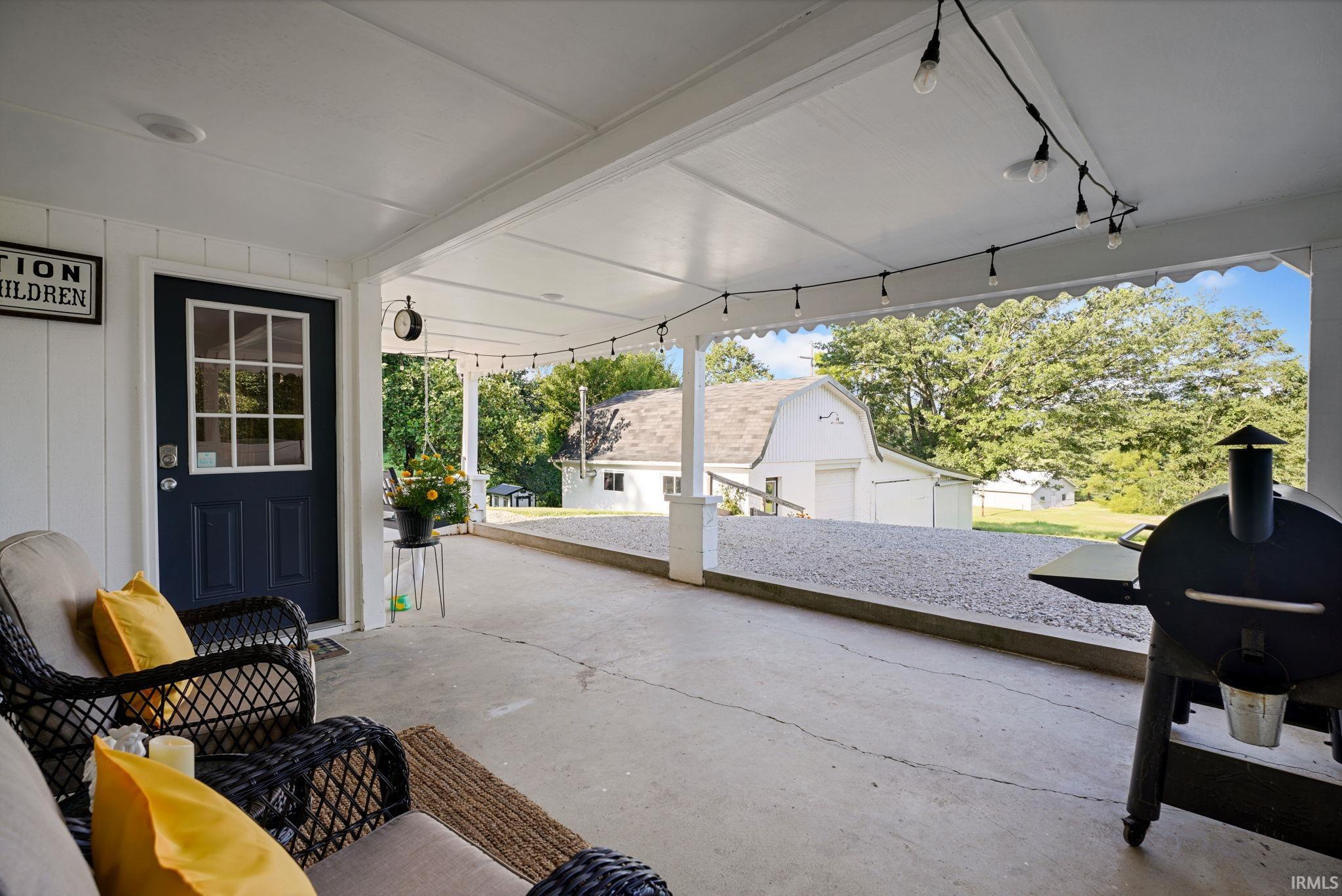 1715 W OLD HIGHWAY 60