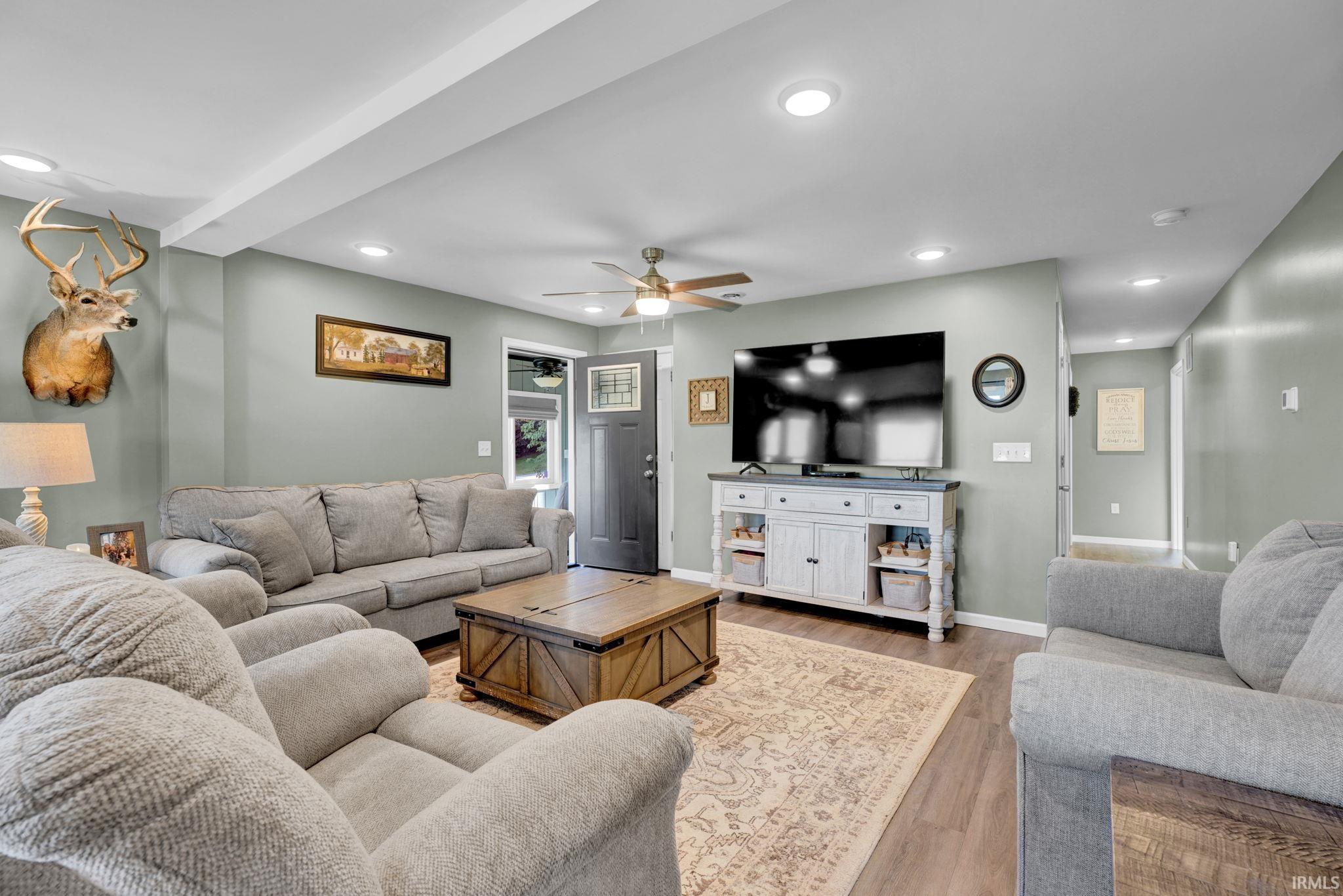 1715 W OLD HIGHWAY 60