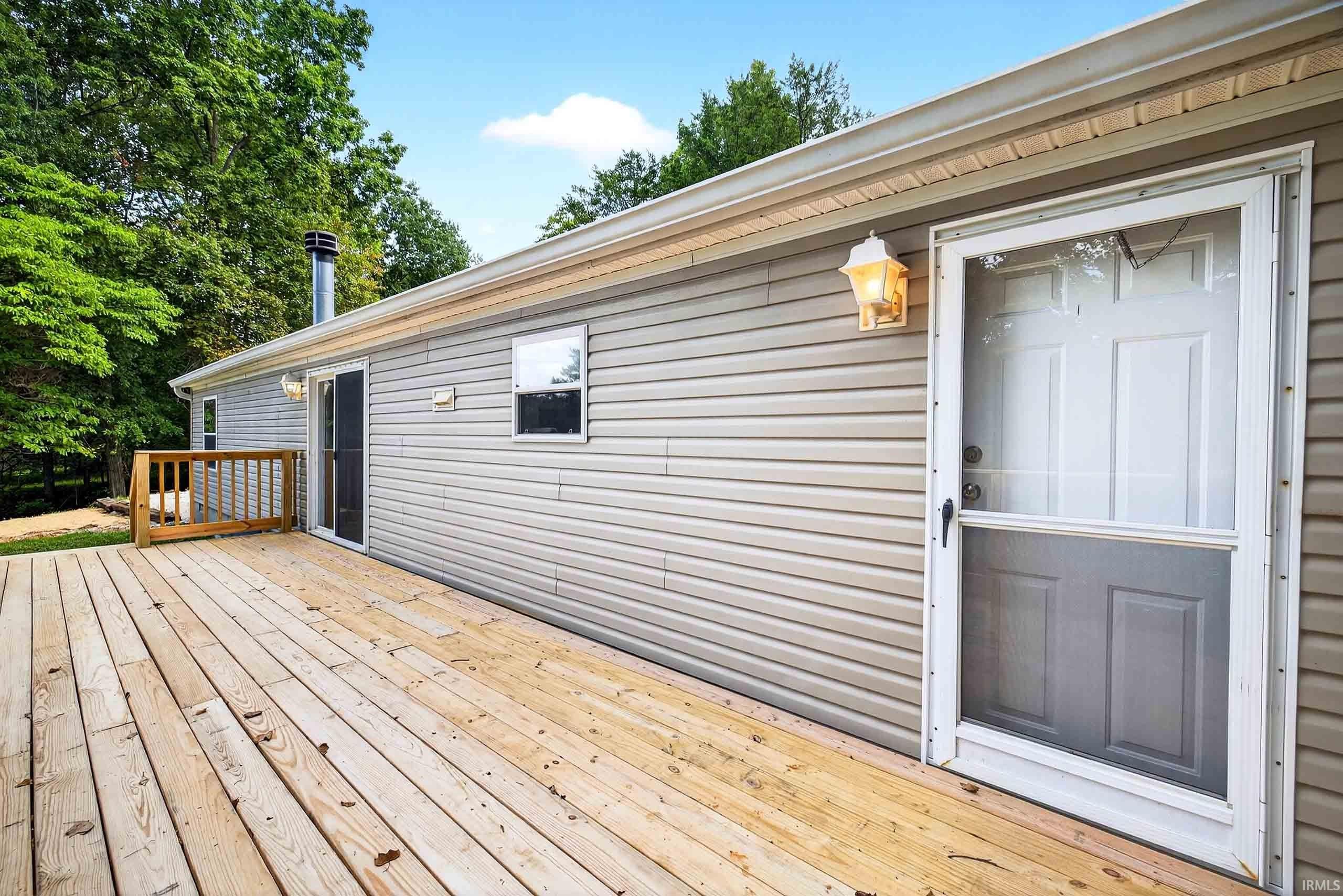 1381 Stevens Lane