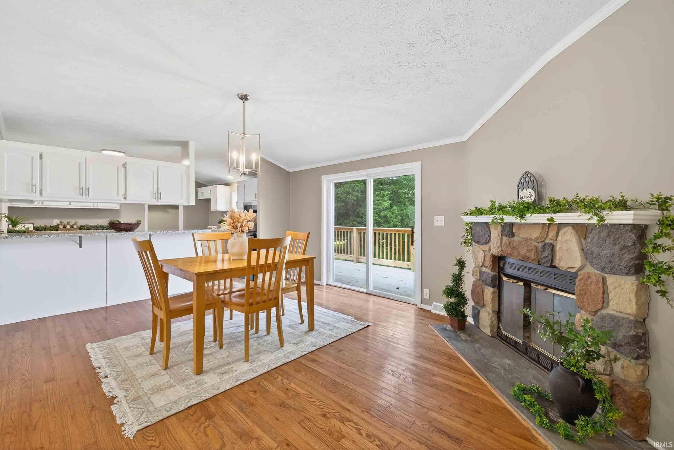 1381 Stevens Lane