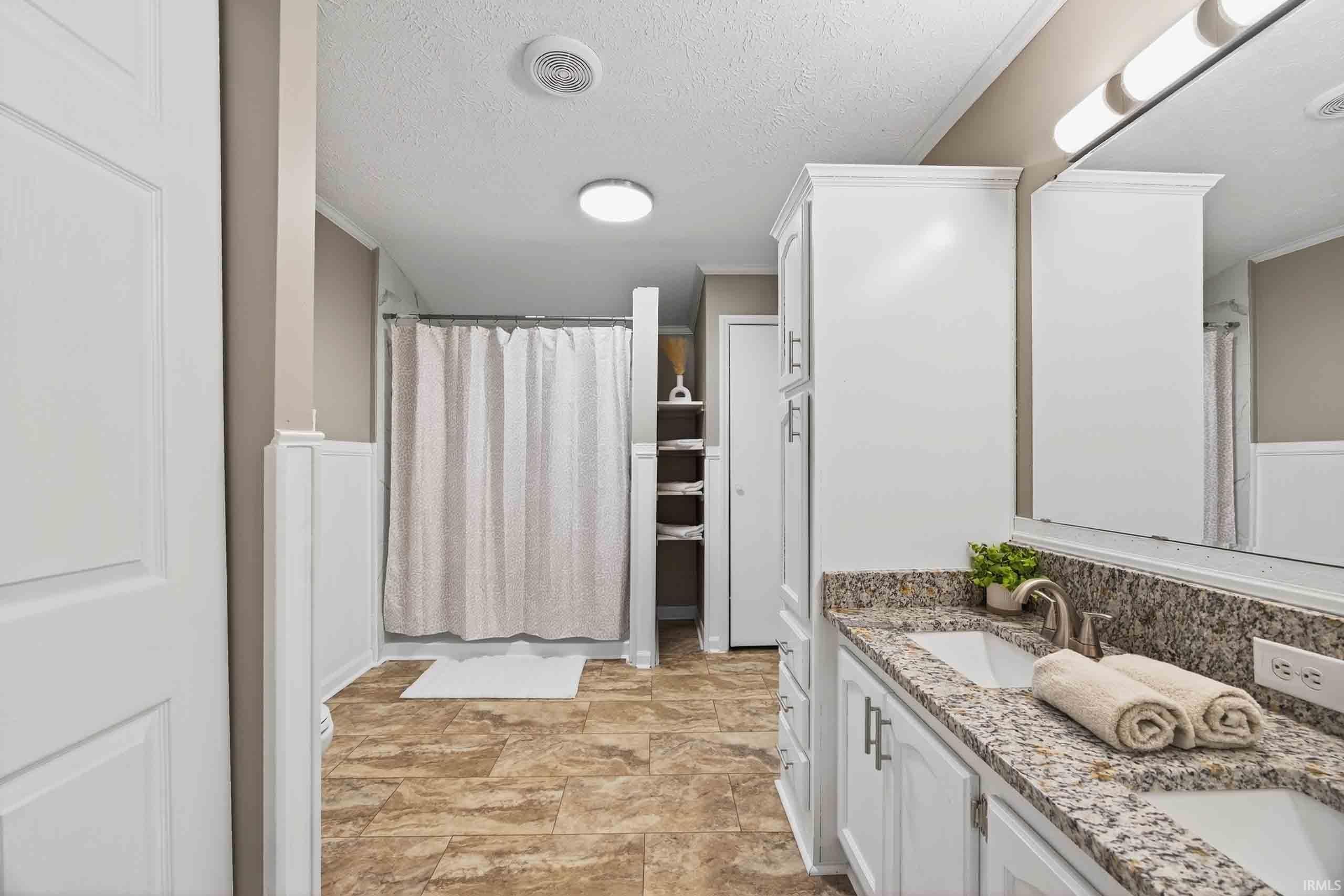 1381 Stevens Lane