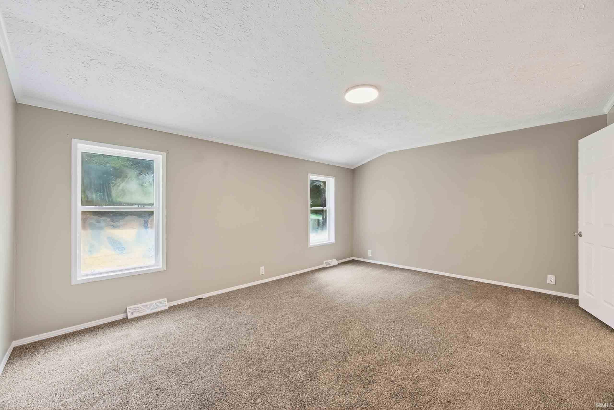 1381 Stevens Lane