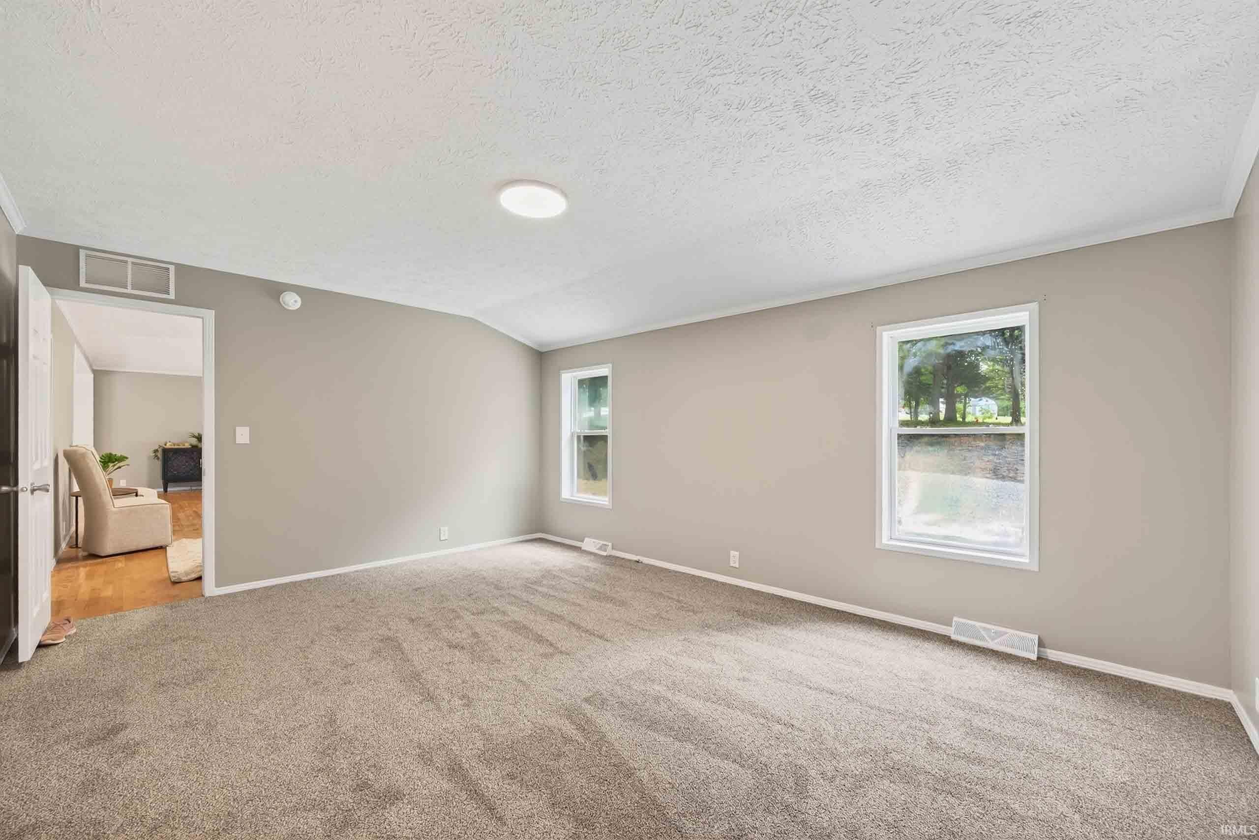 1381 Stevens Lane