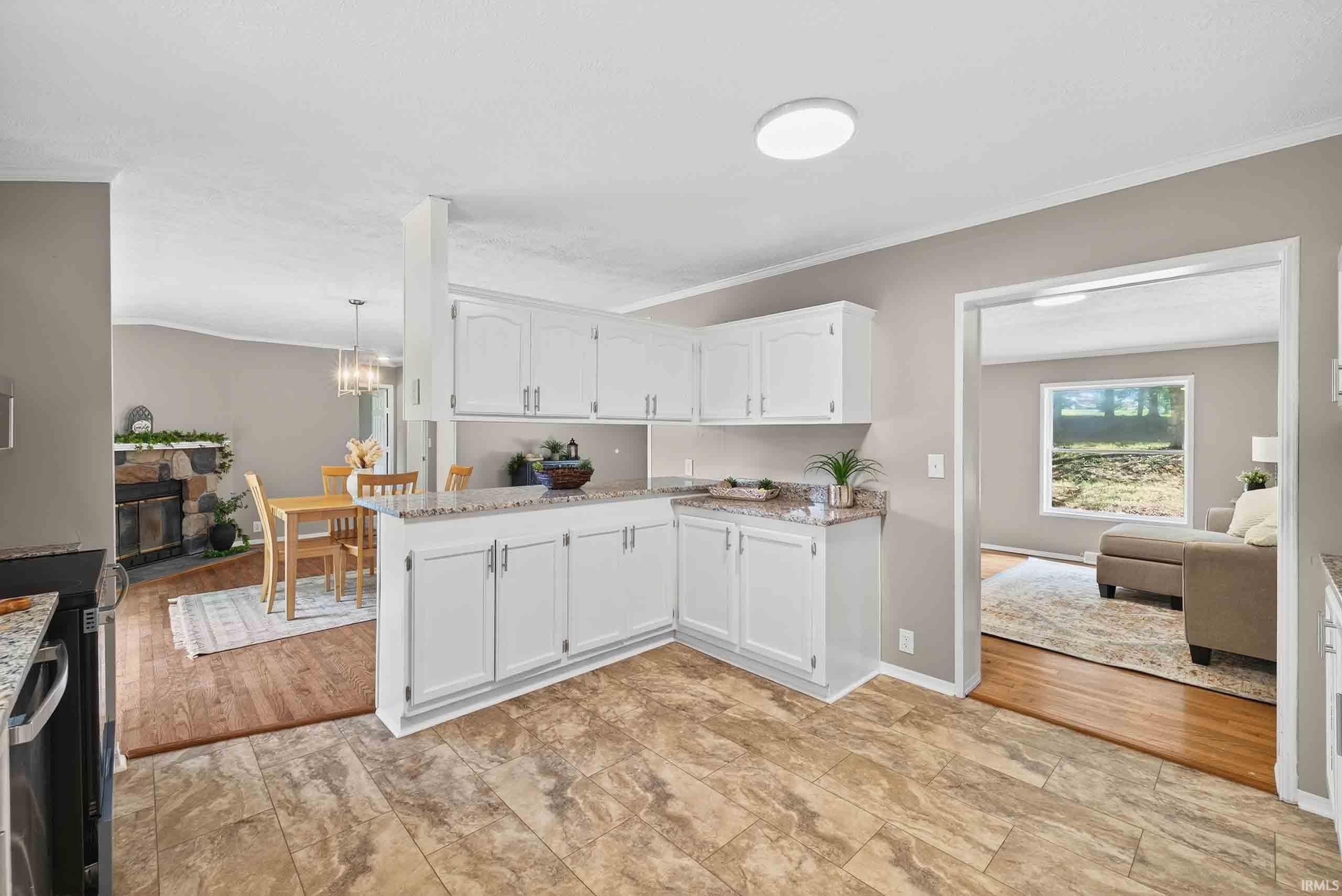 1381 Stevens Lane