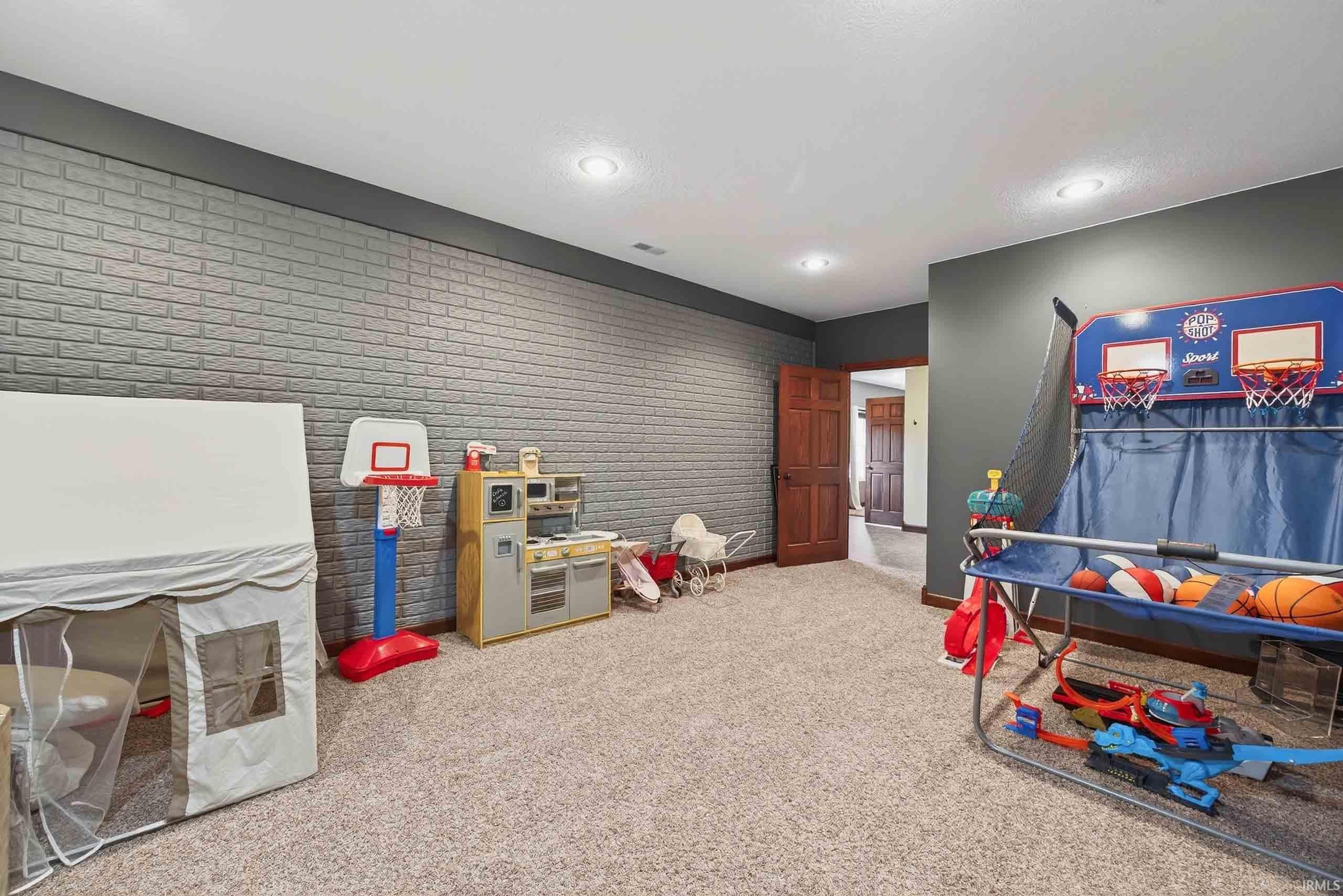 3200 Ridge Road