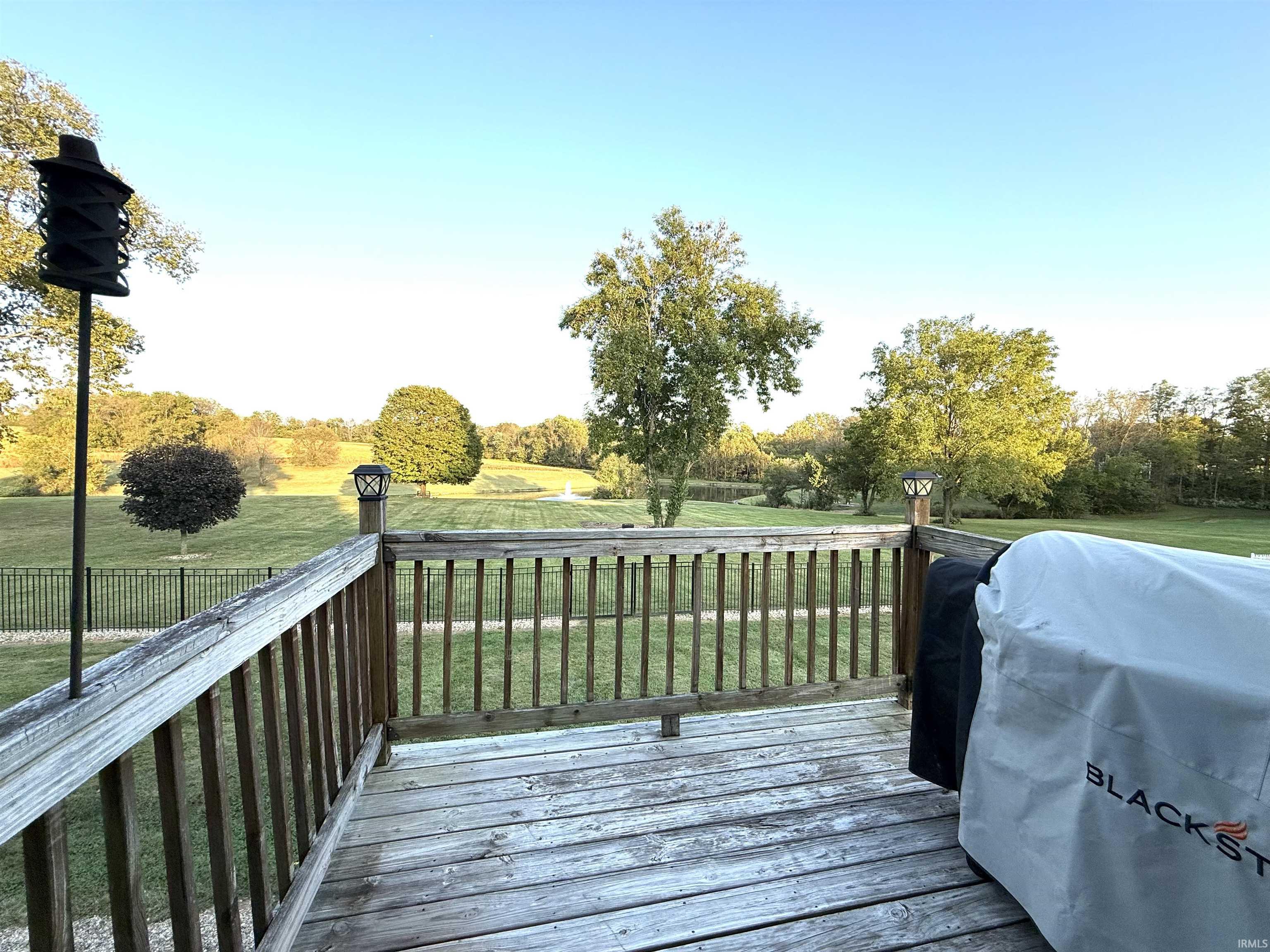 810 Glen Meadows Parkway