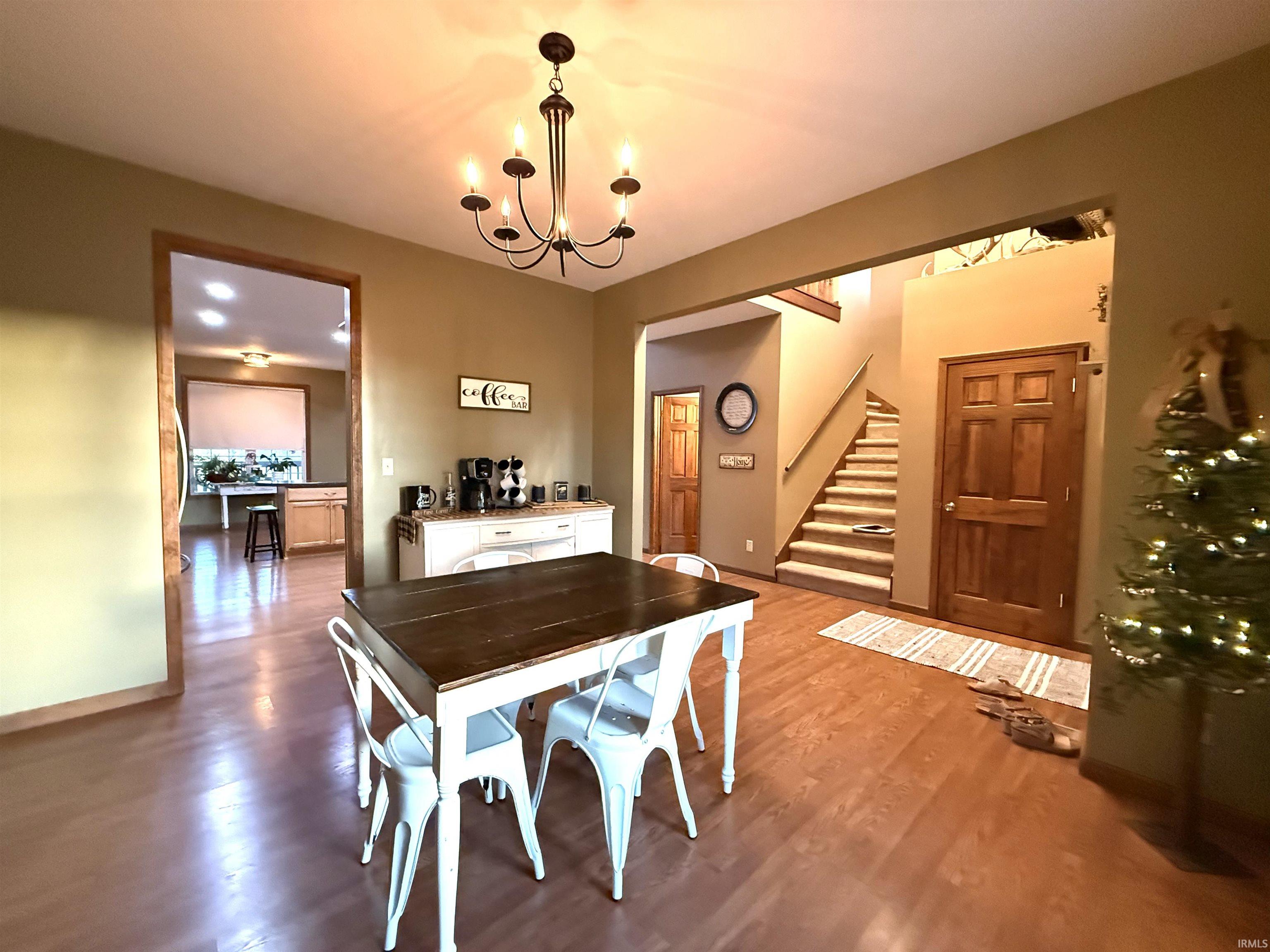 810 Glen Meadows Parkway