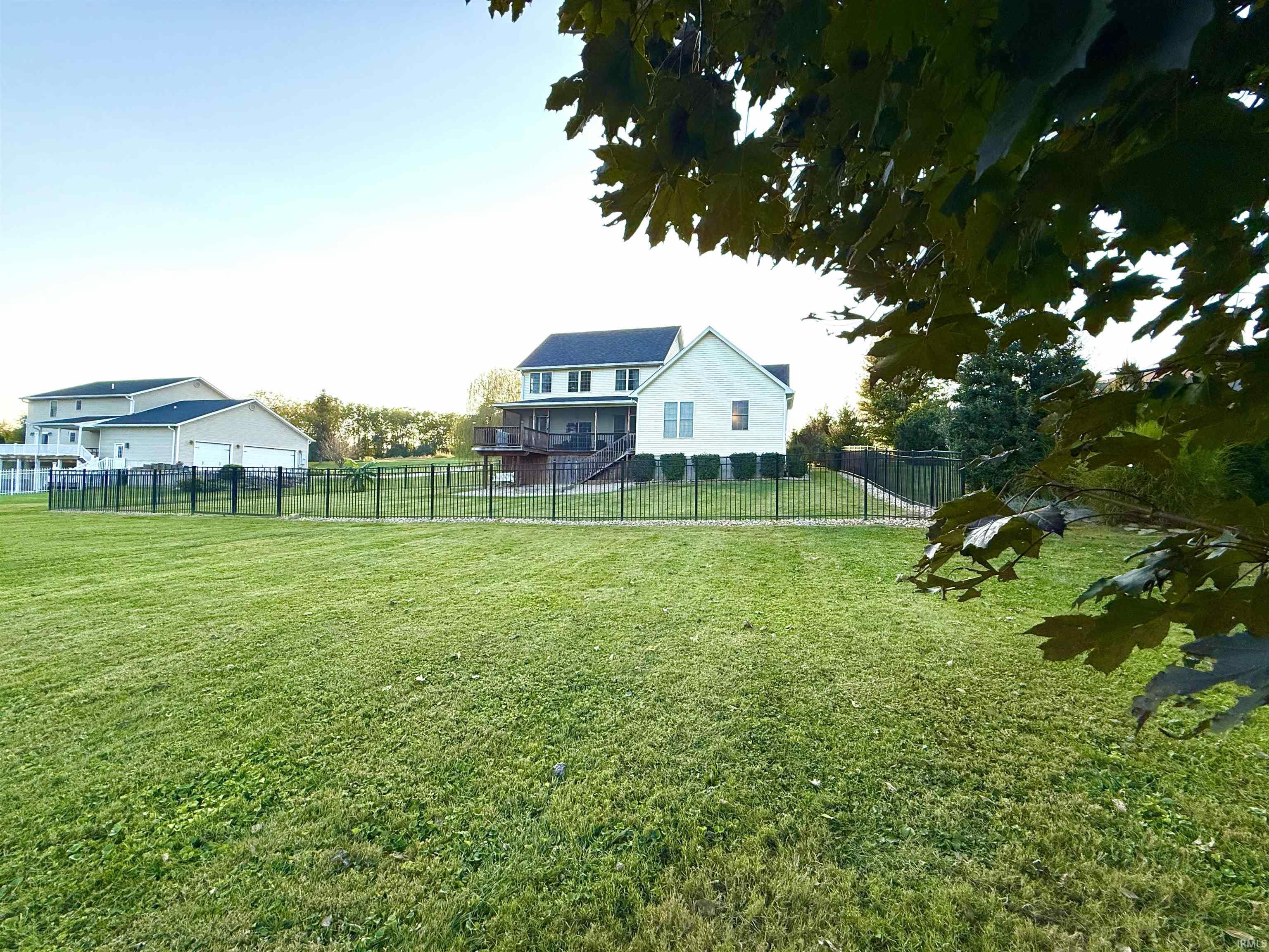 810 Glen Meadows Parkway