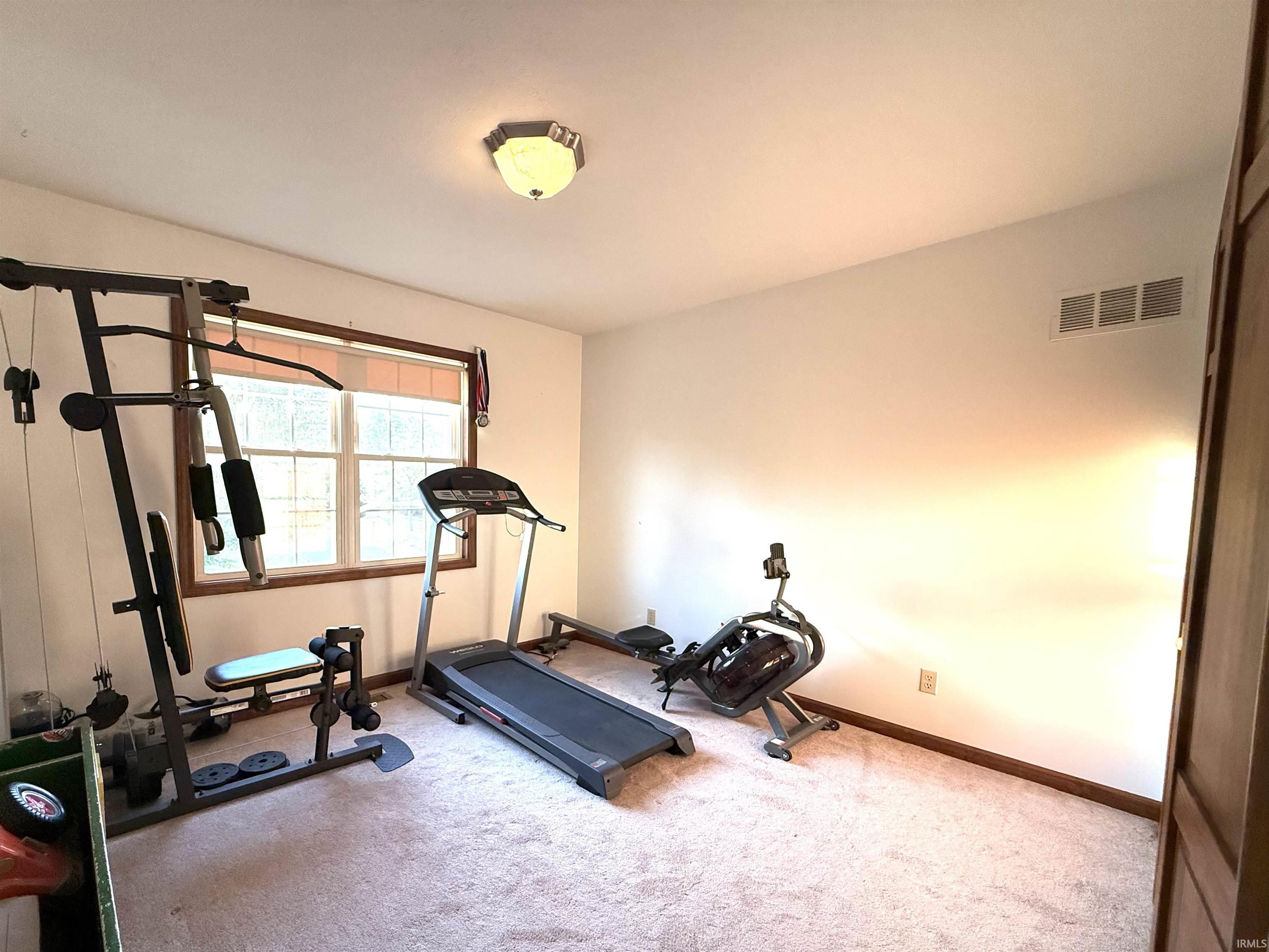 810 Glen Meadows Parkway