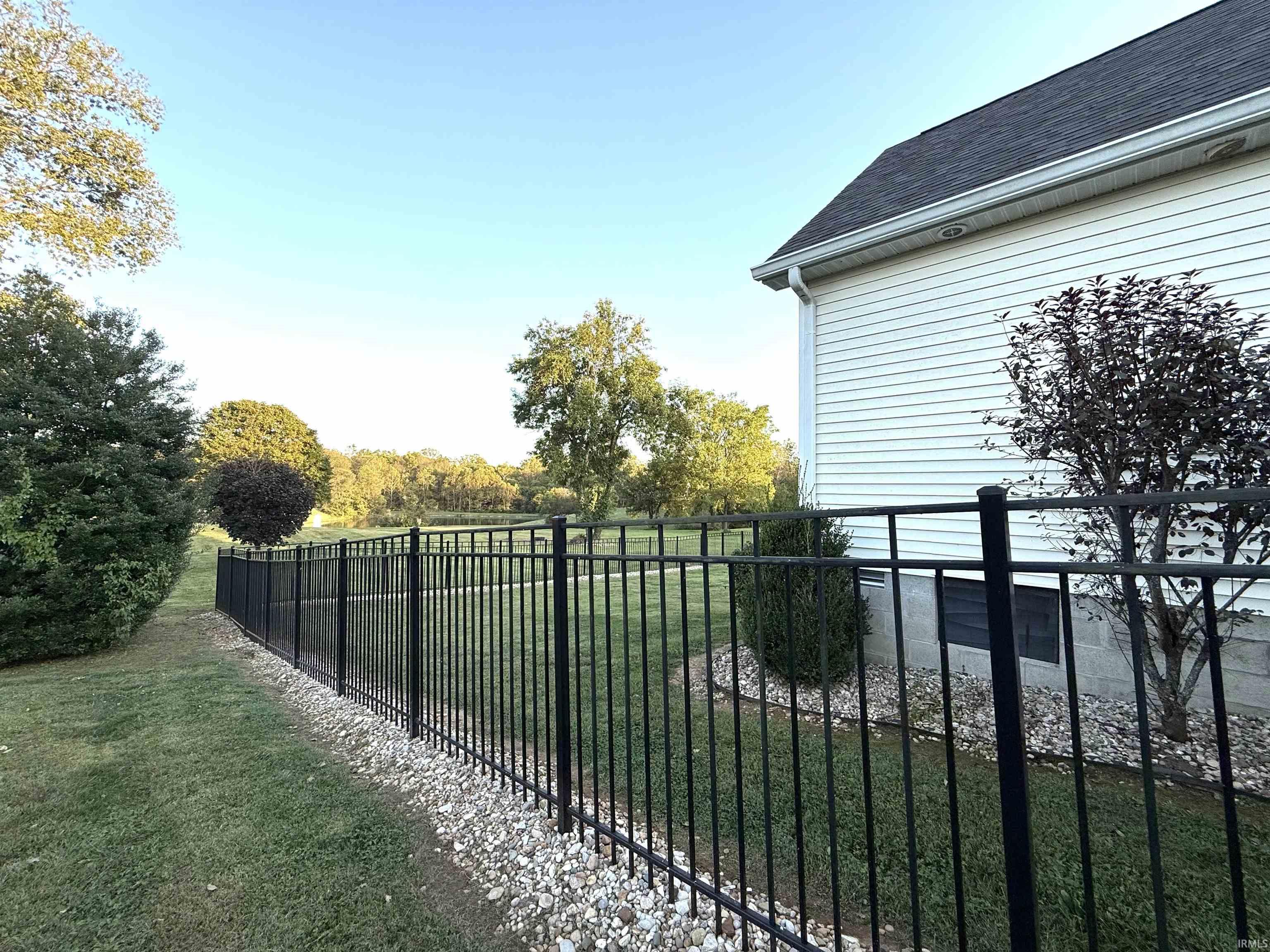 810 Glen Meadows Parkway