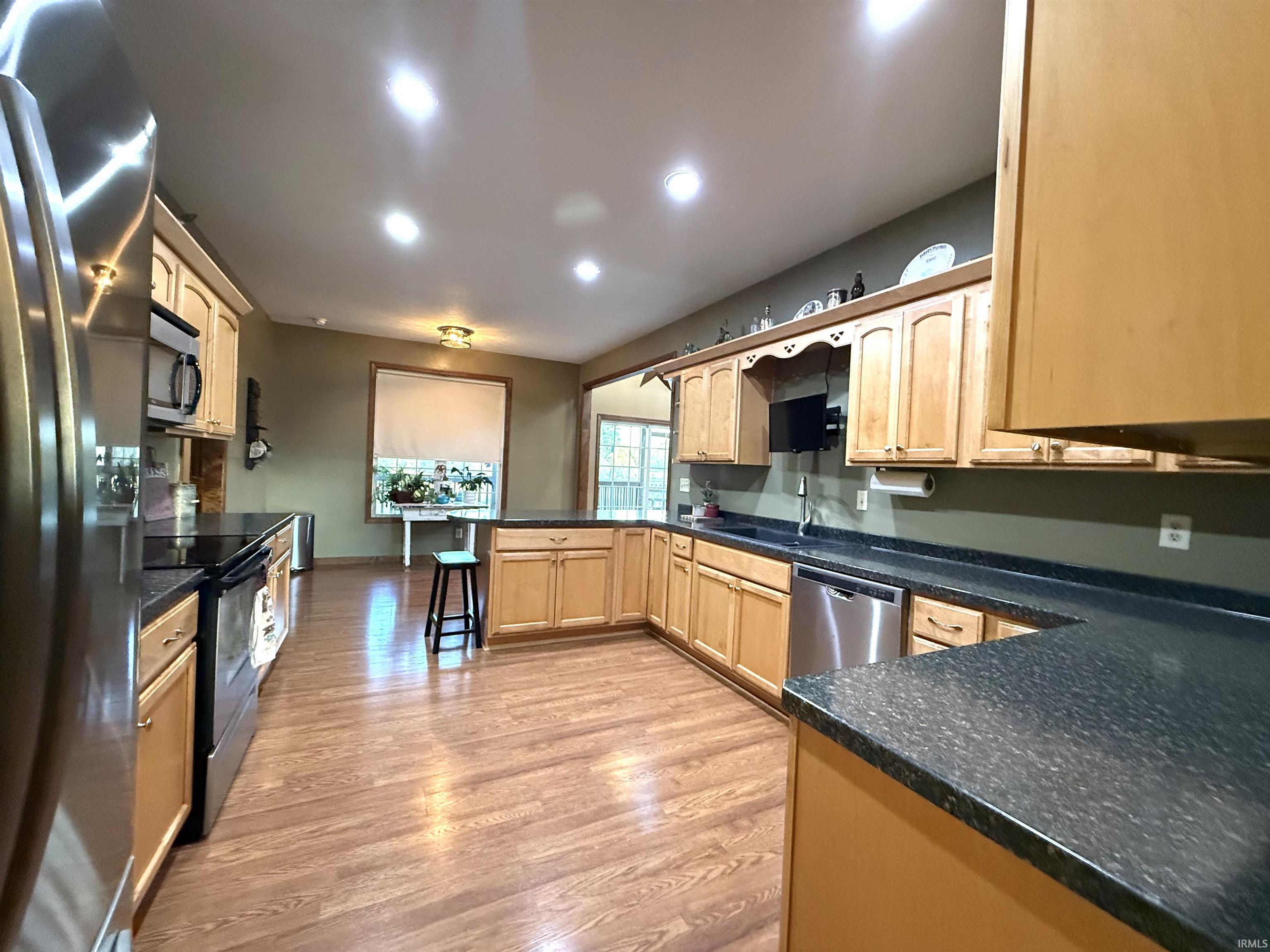810 Glen Meadows Parkway