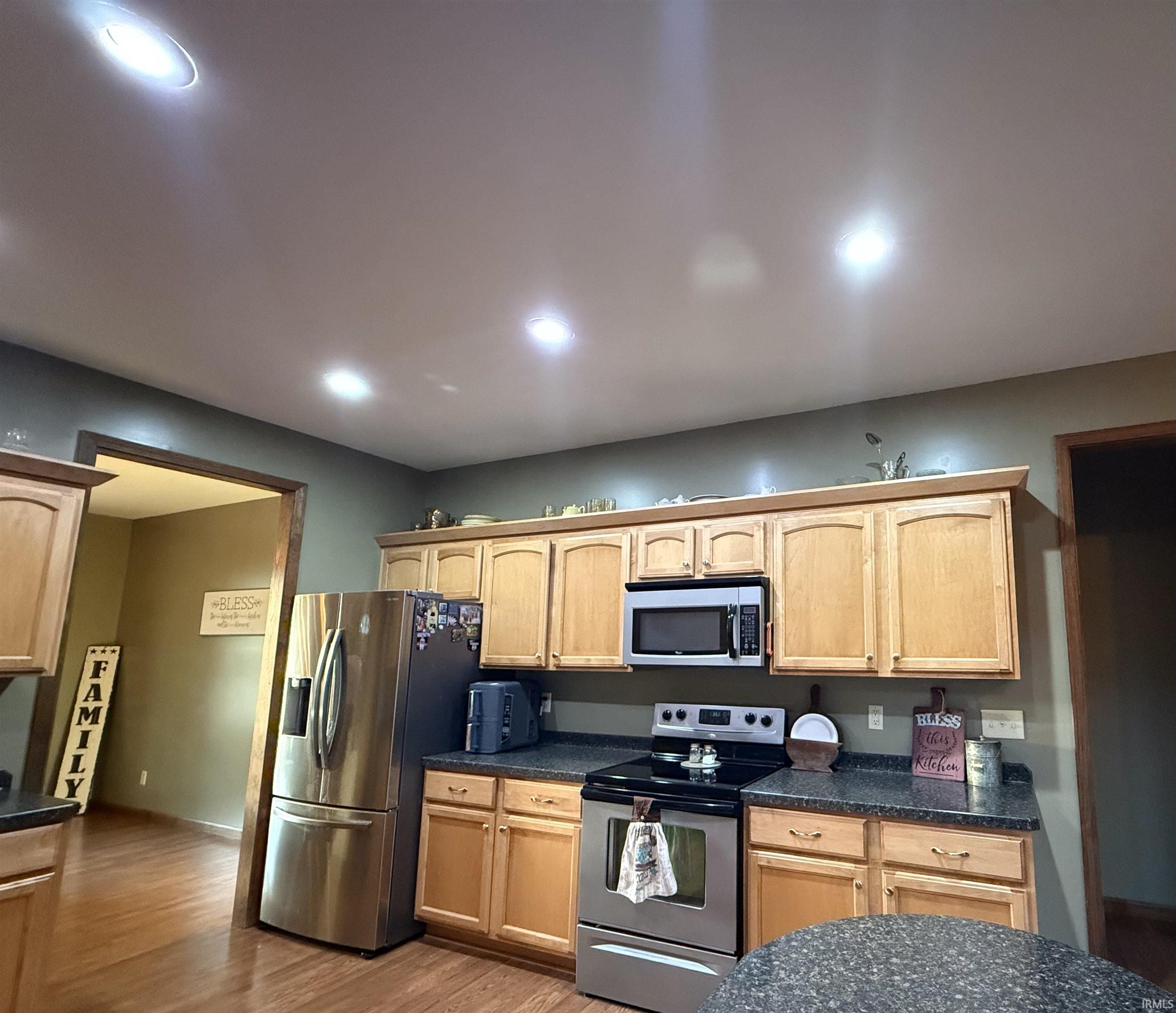 810 Glen Meadows Parkway