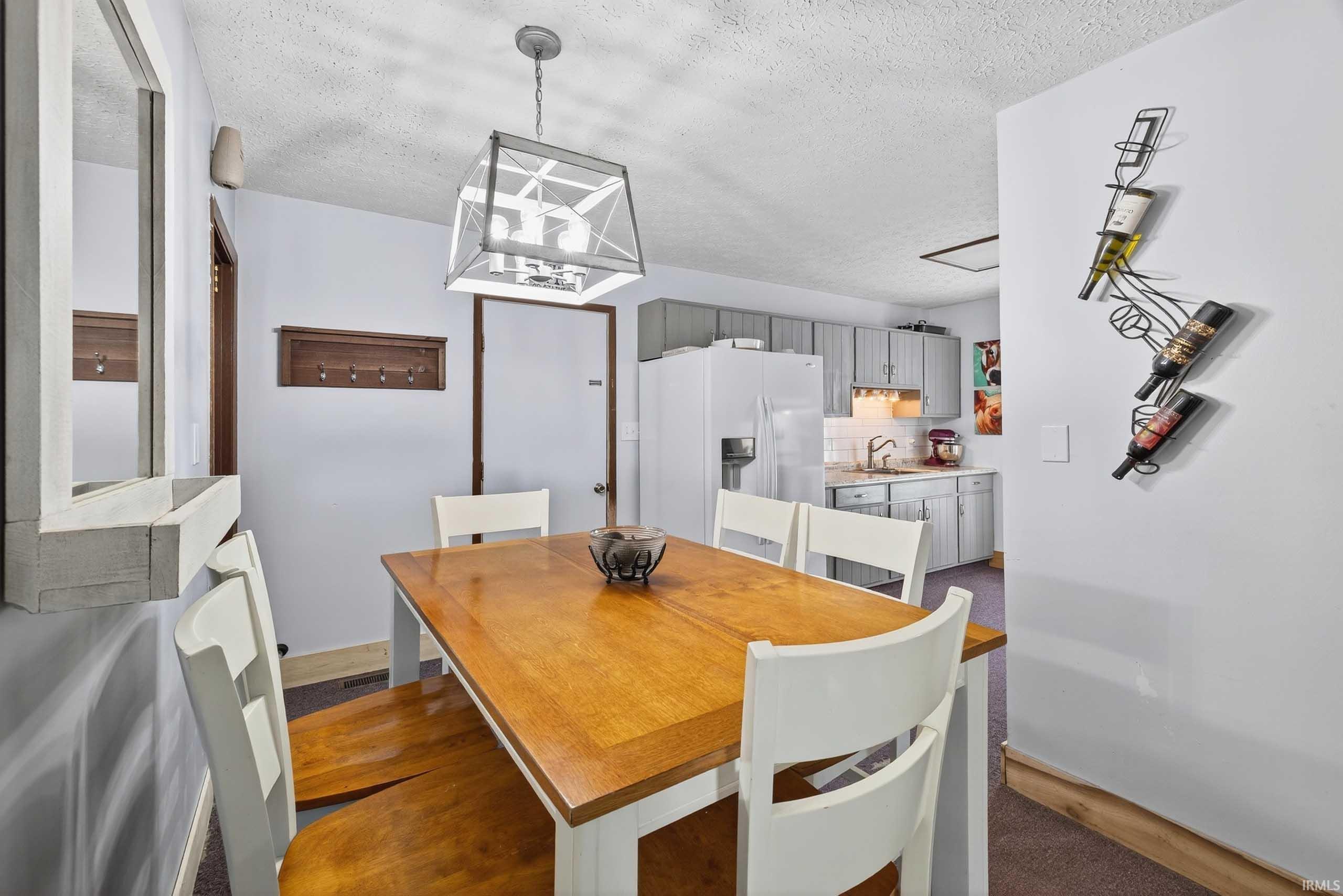 104 Rabbitsville Road