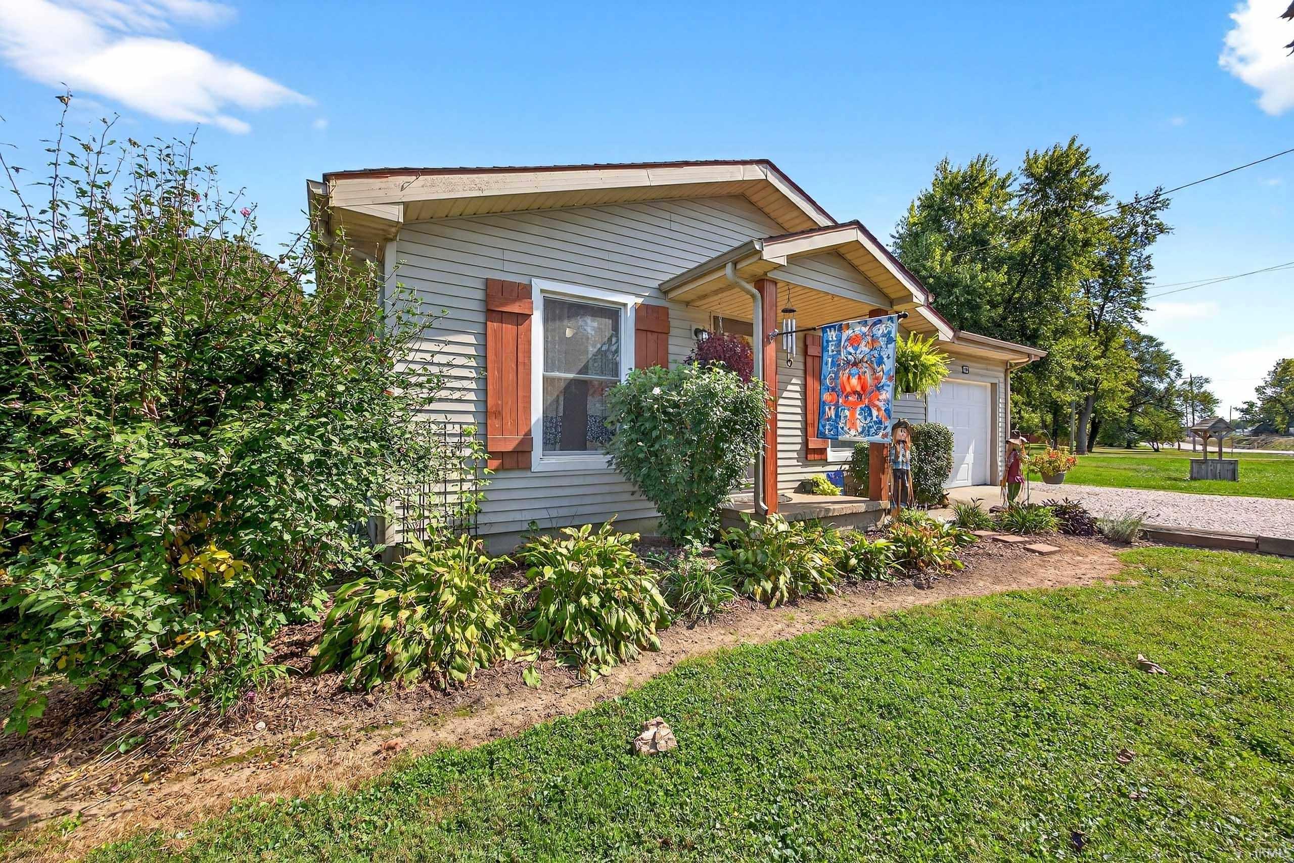 104 Rabbitsville Road