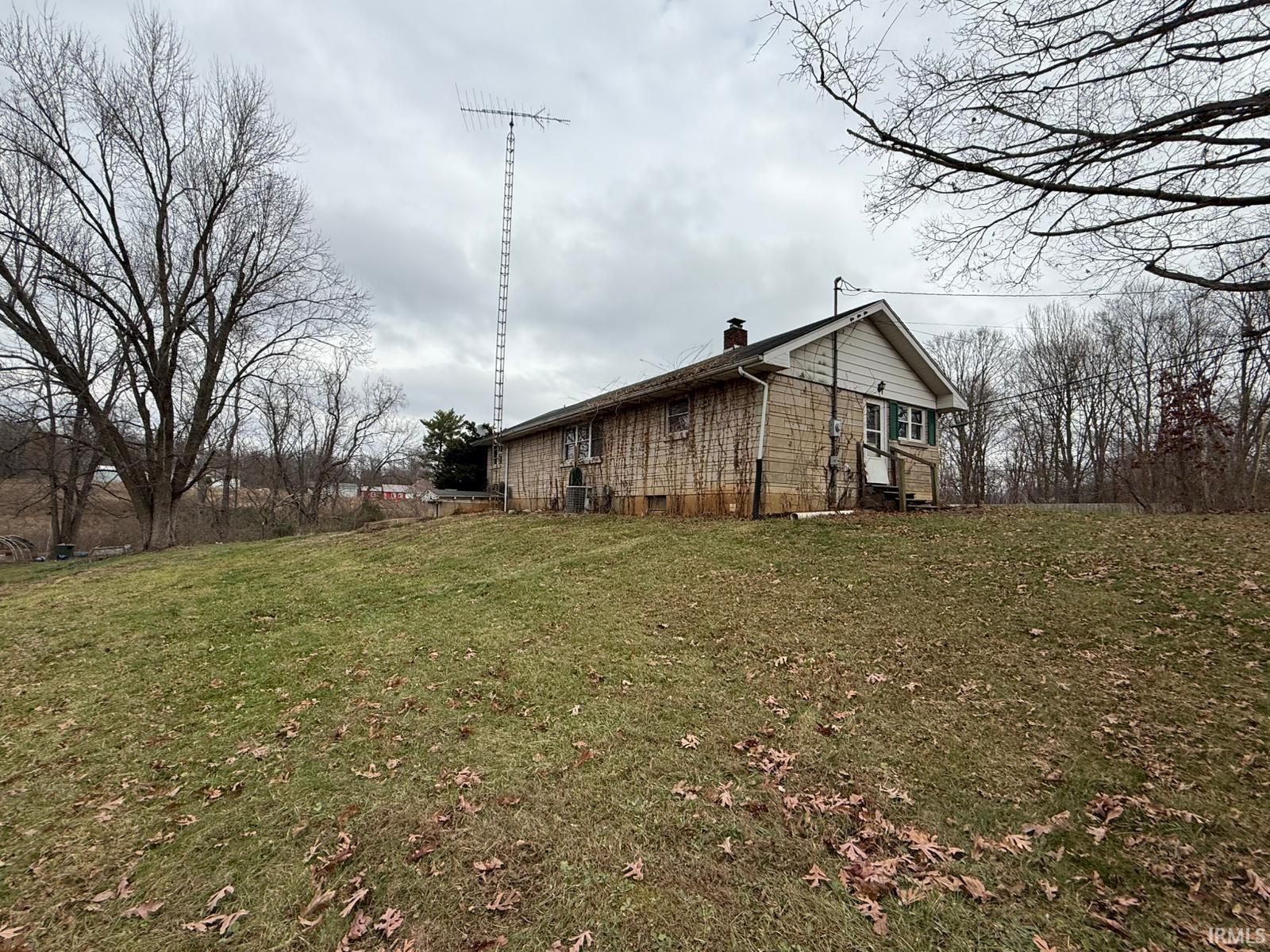 10187 US Hwy 50 W