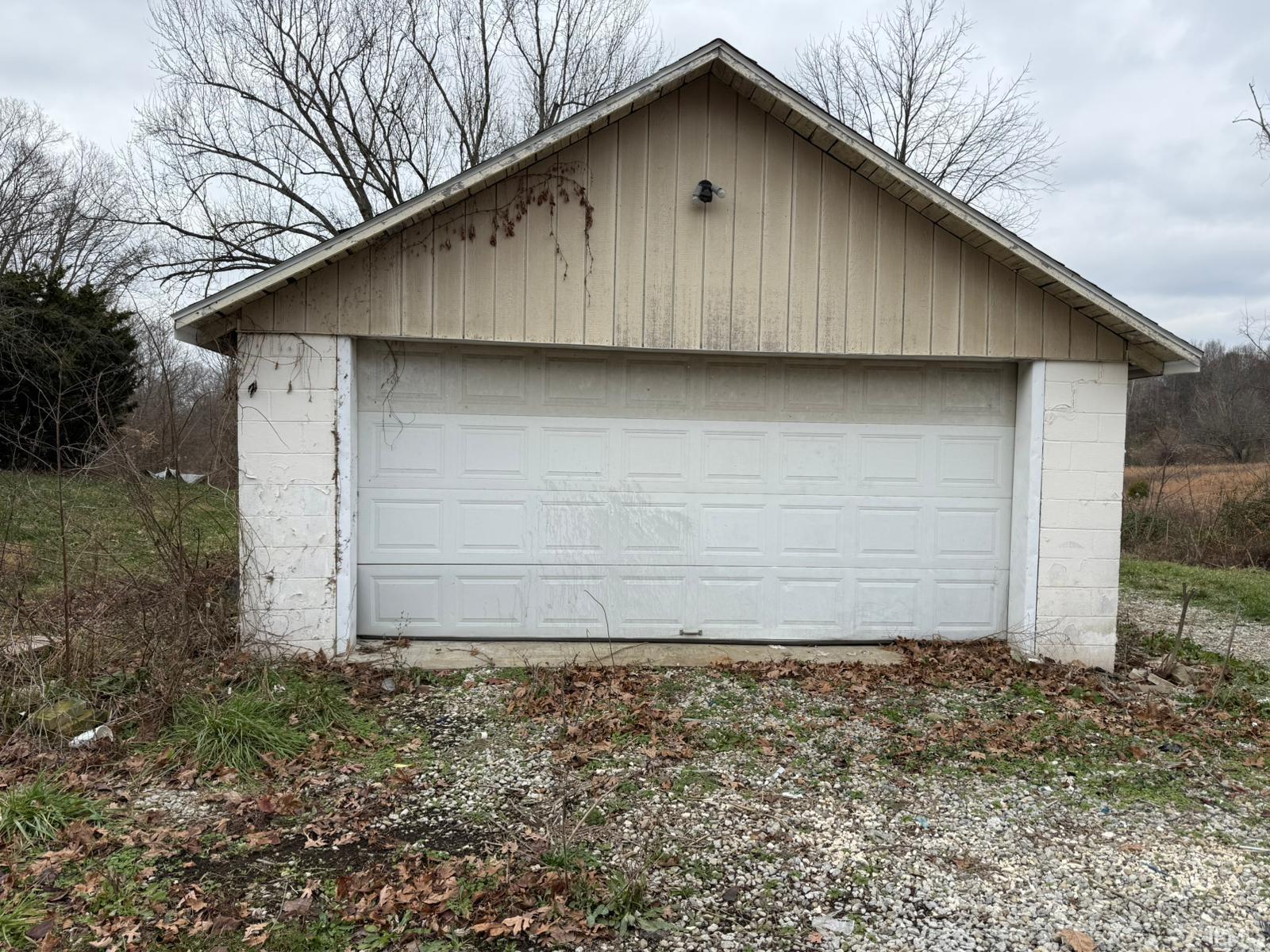 10187 US Hwy 50 W