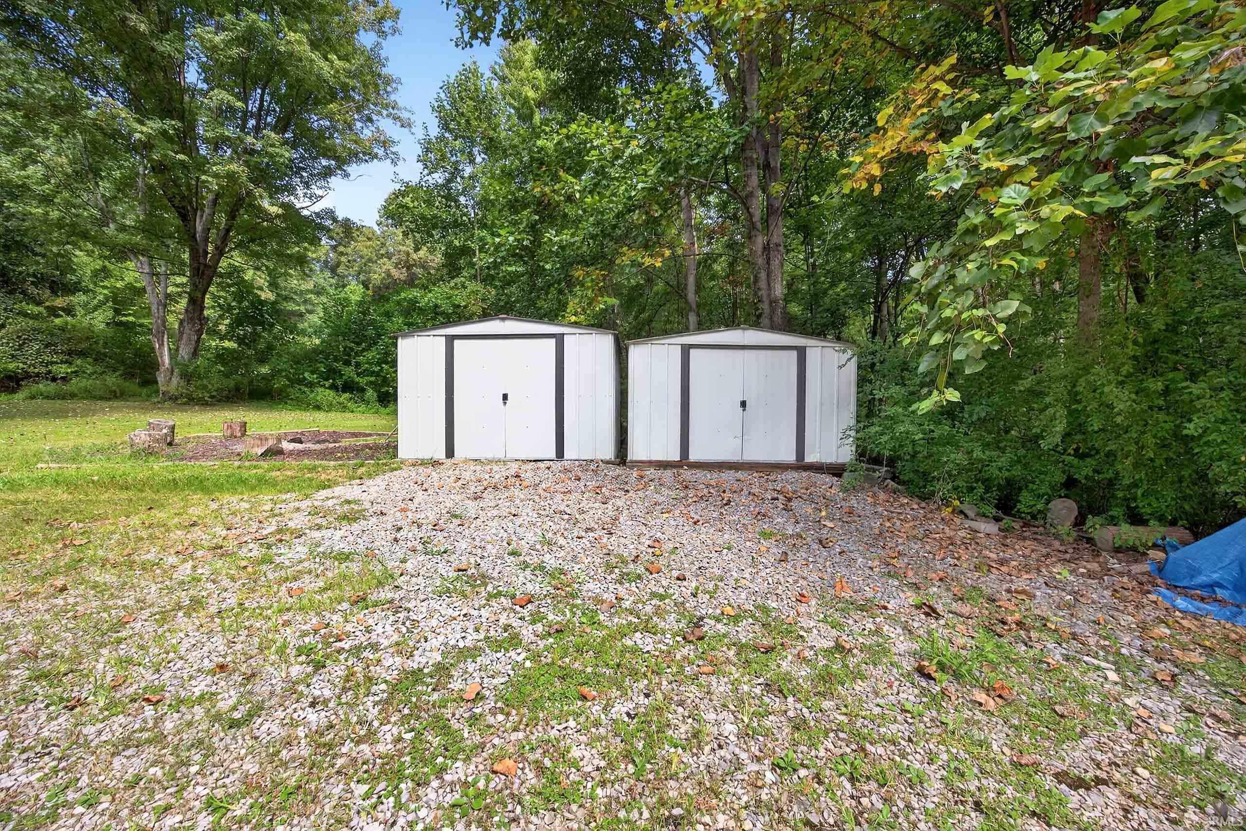4919 E St Rd 58