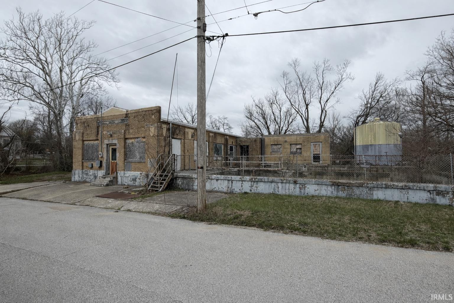 110 E Braxton Street