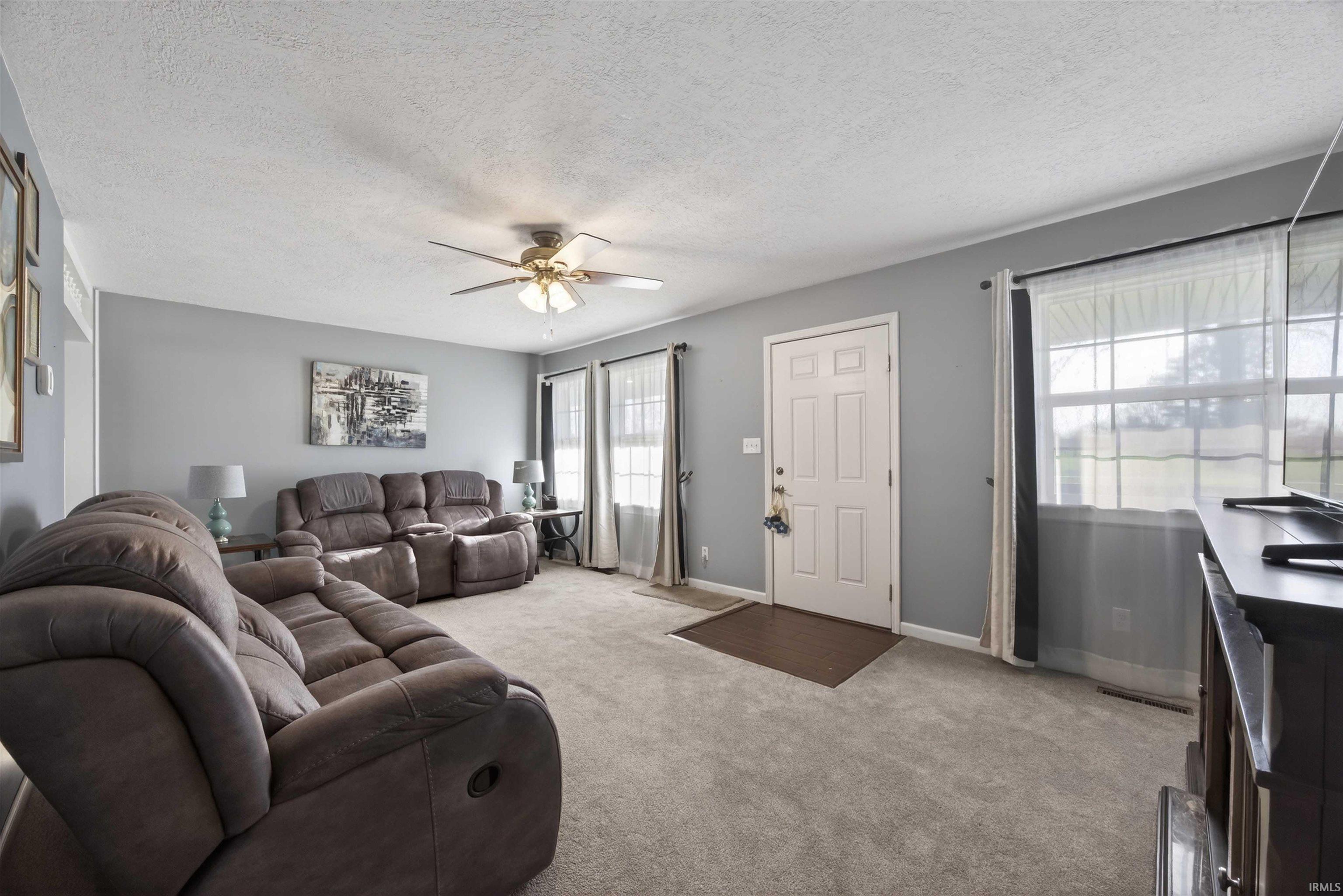 302 S 6th Street