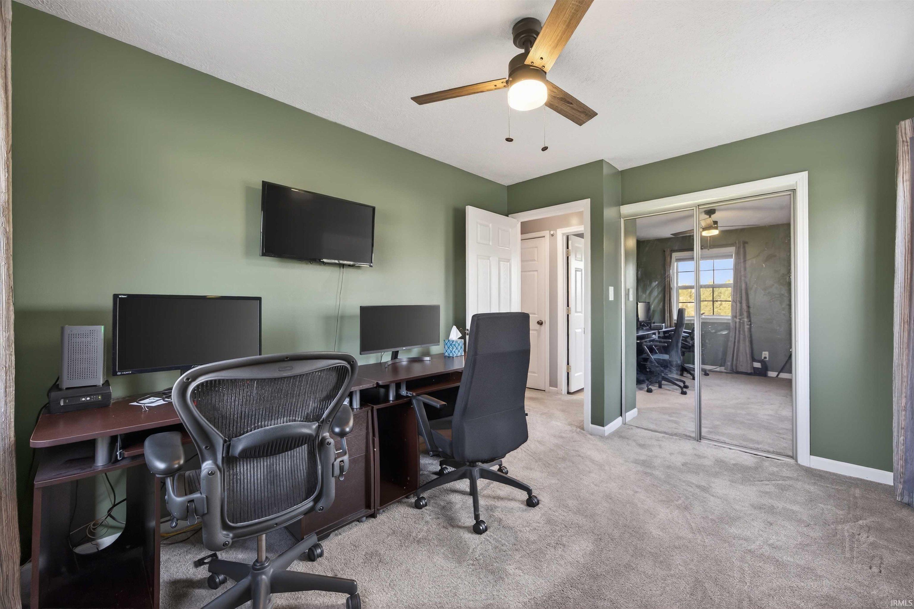 302 S 6th Street