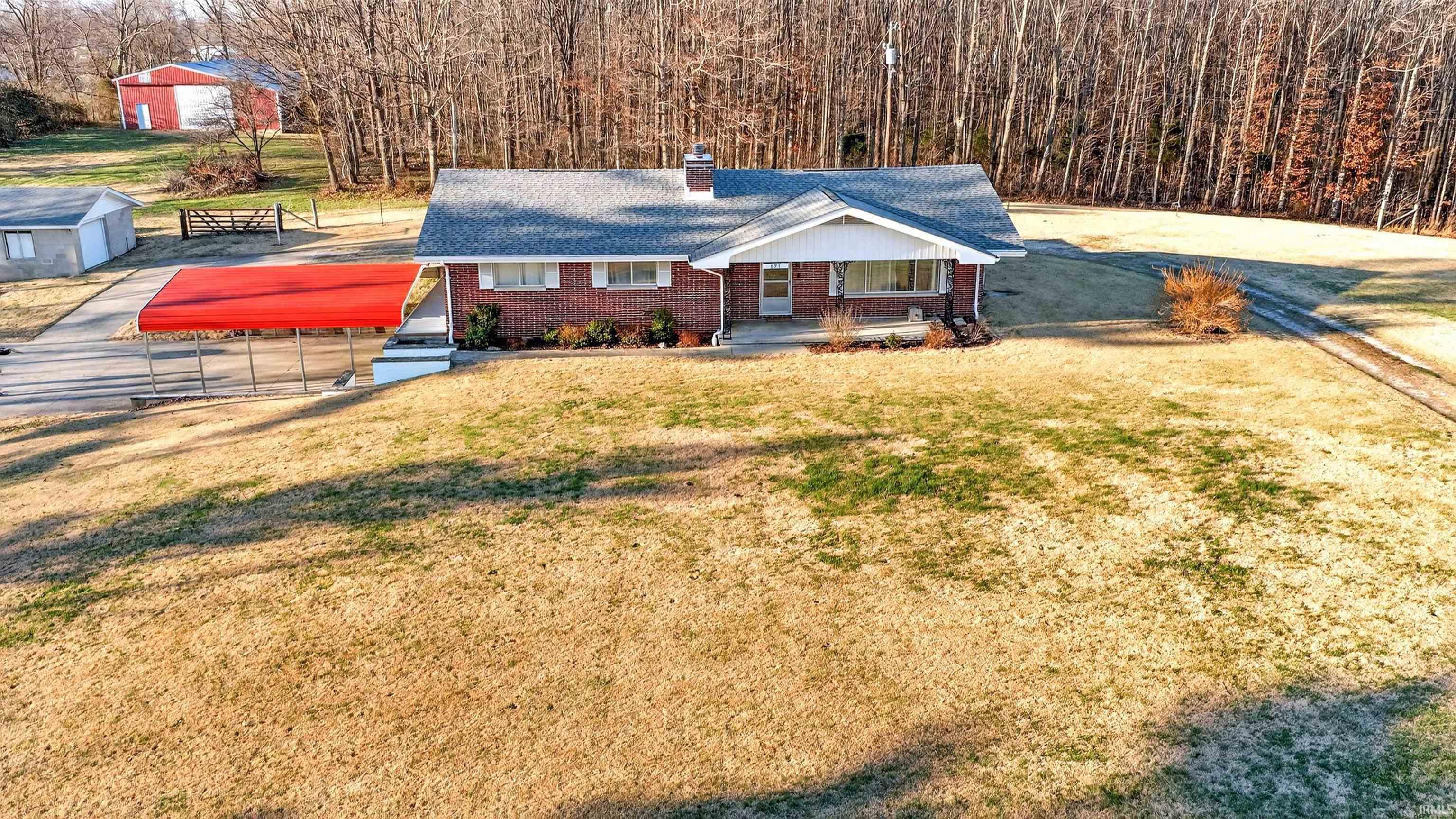 895 St Rd 60 E