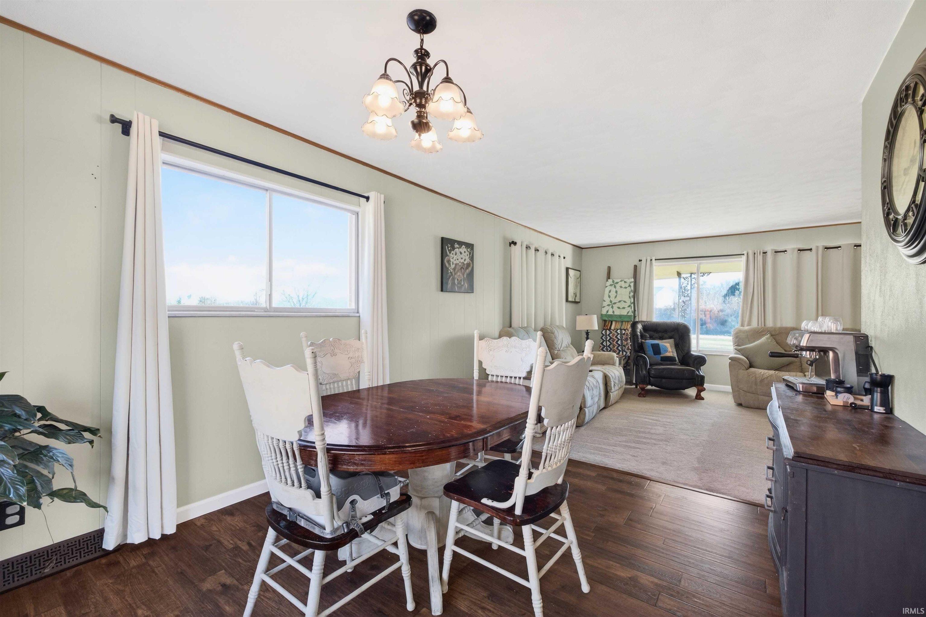 895 St Rd 60 E