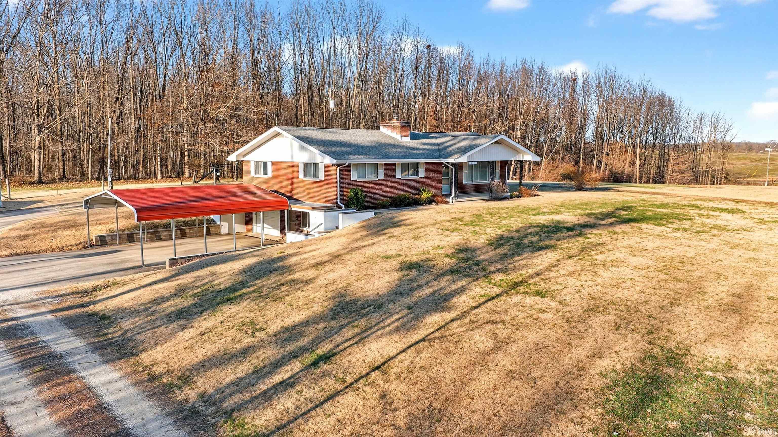 895 St Rd 60 E