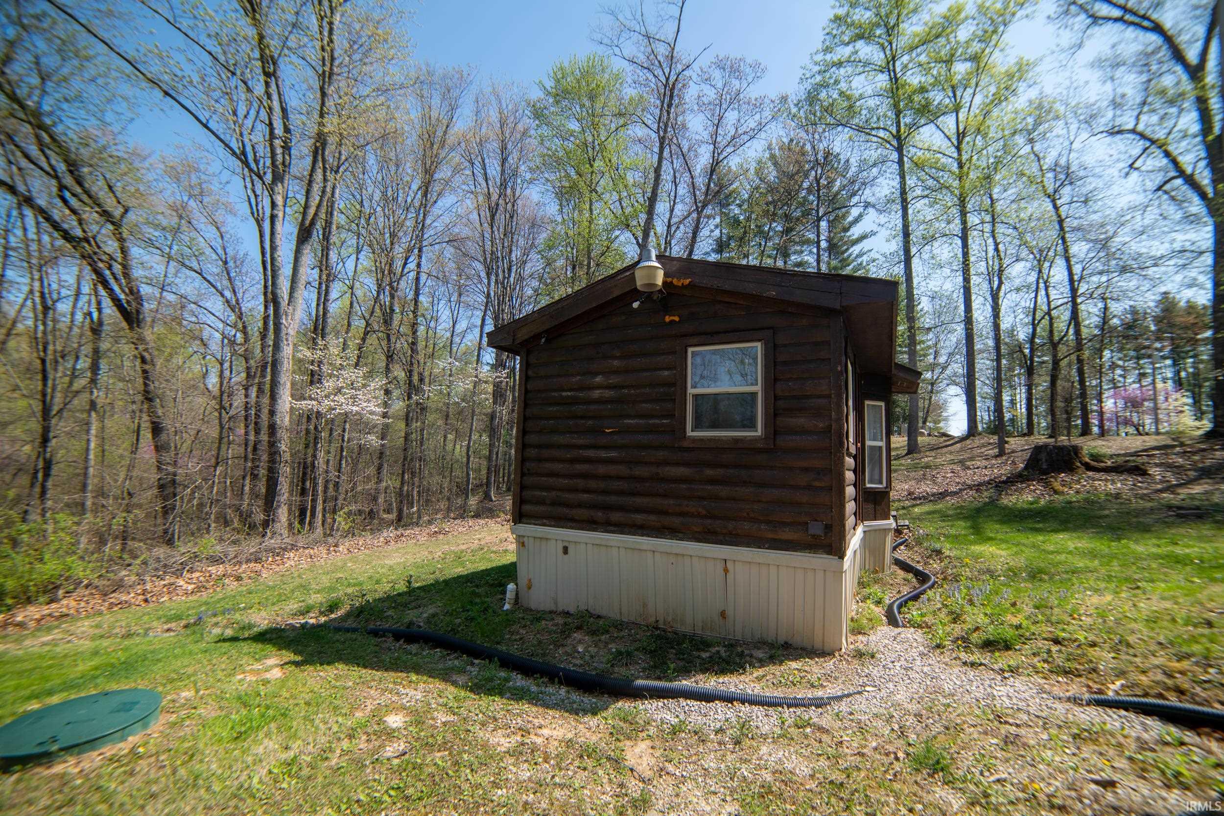 1423 N Lawrence Hollow Drive