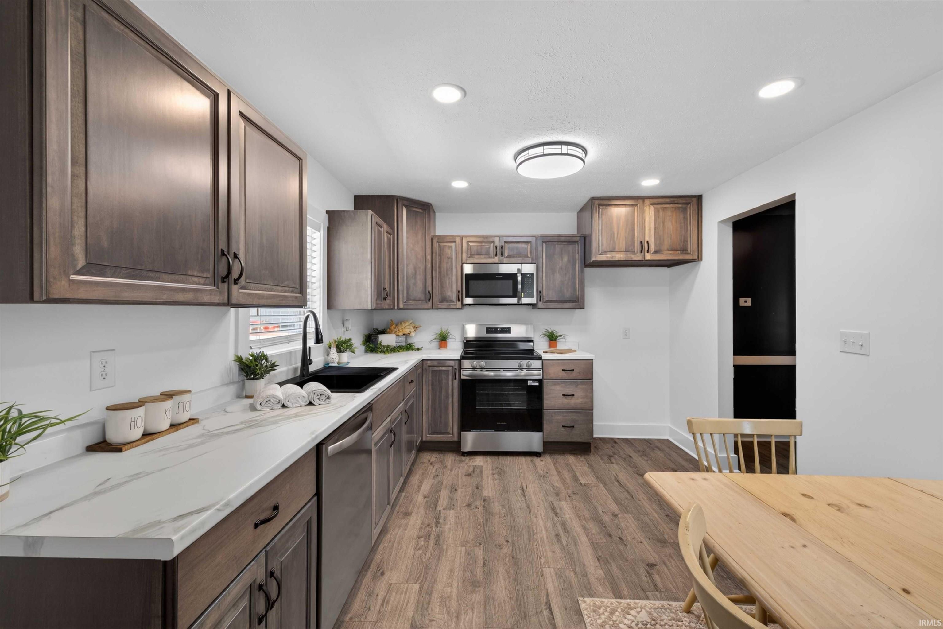 355 S 3rd Street