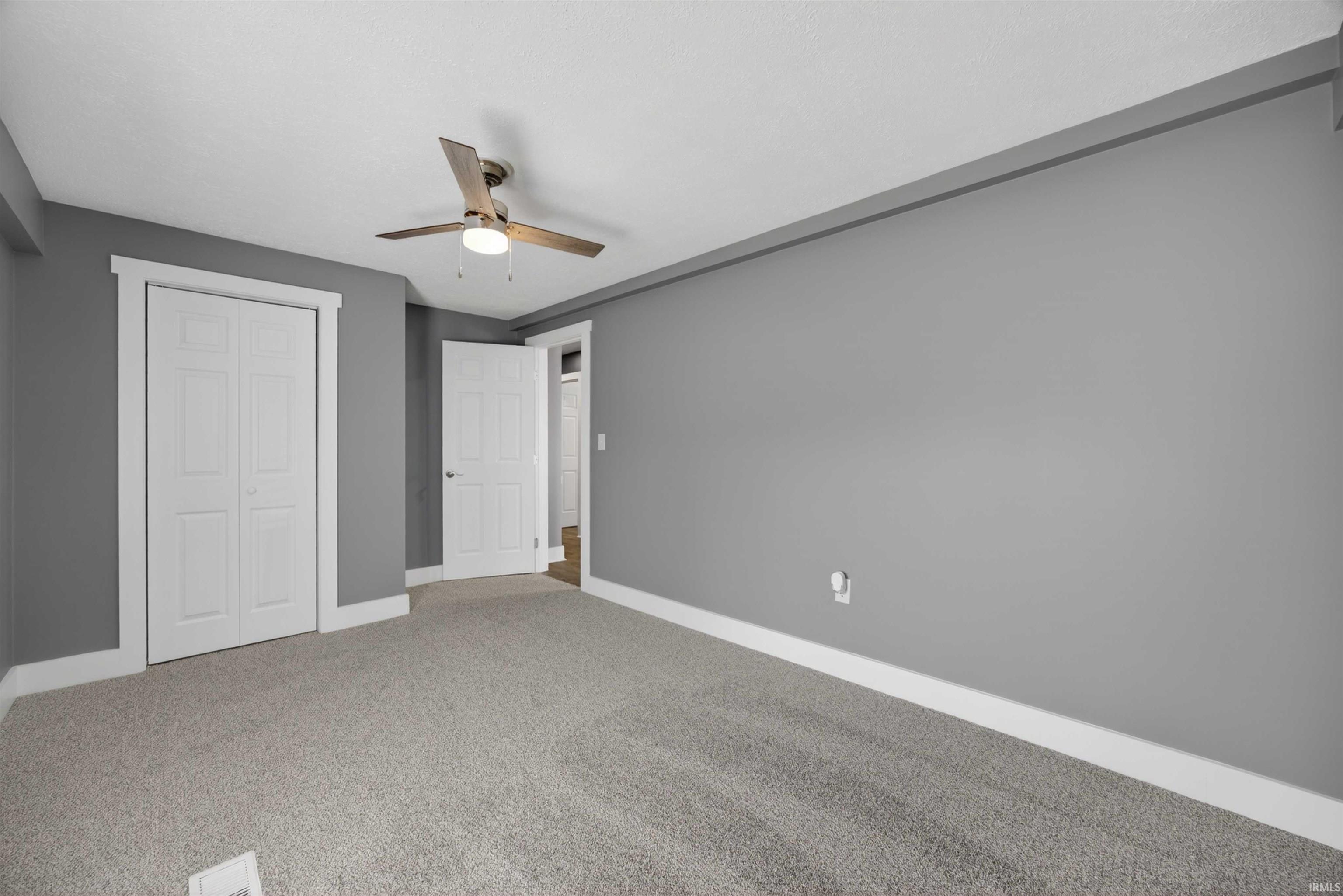 355 S 3rd Street