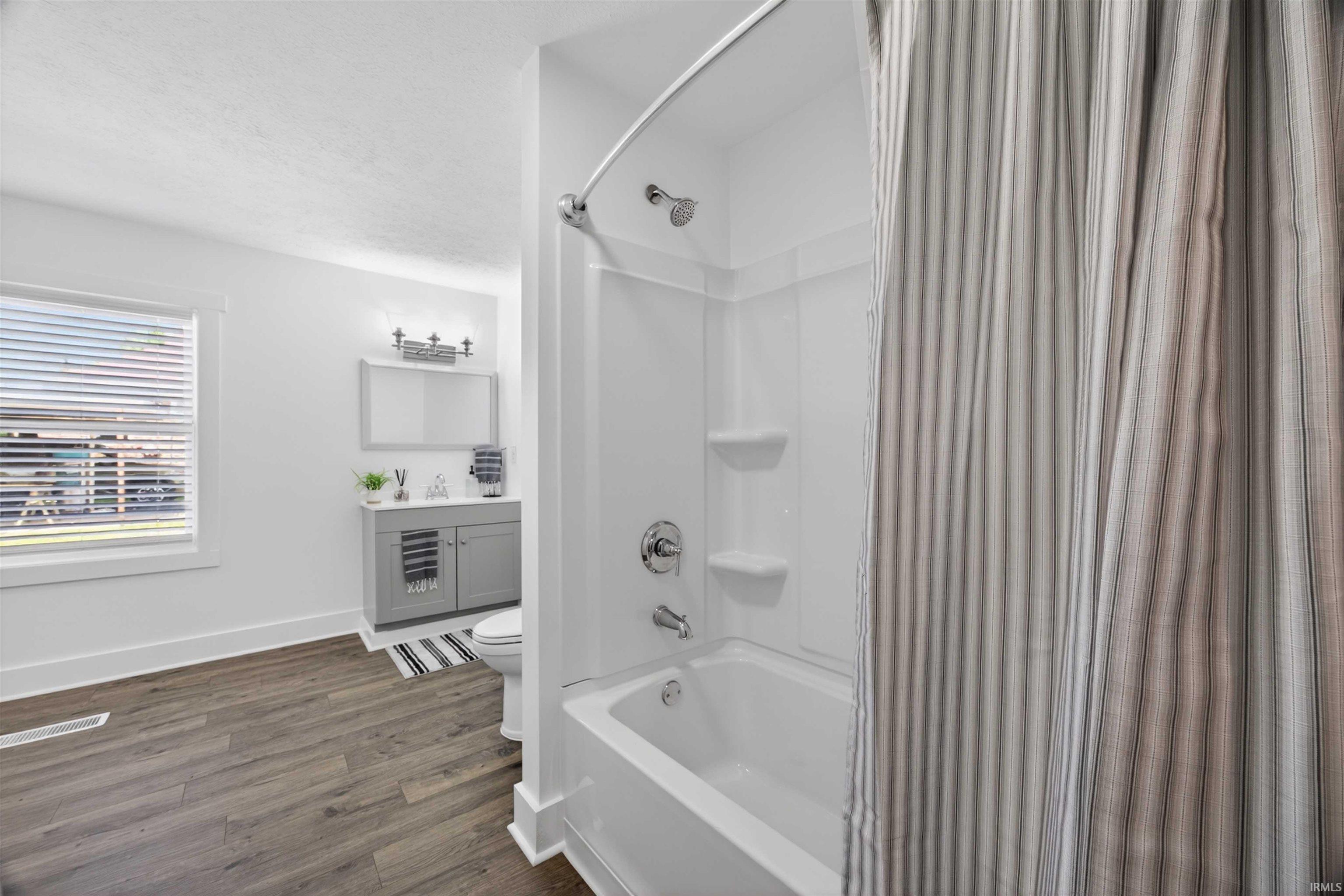 355 S 3rd Street