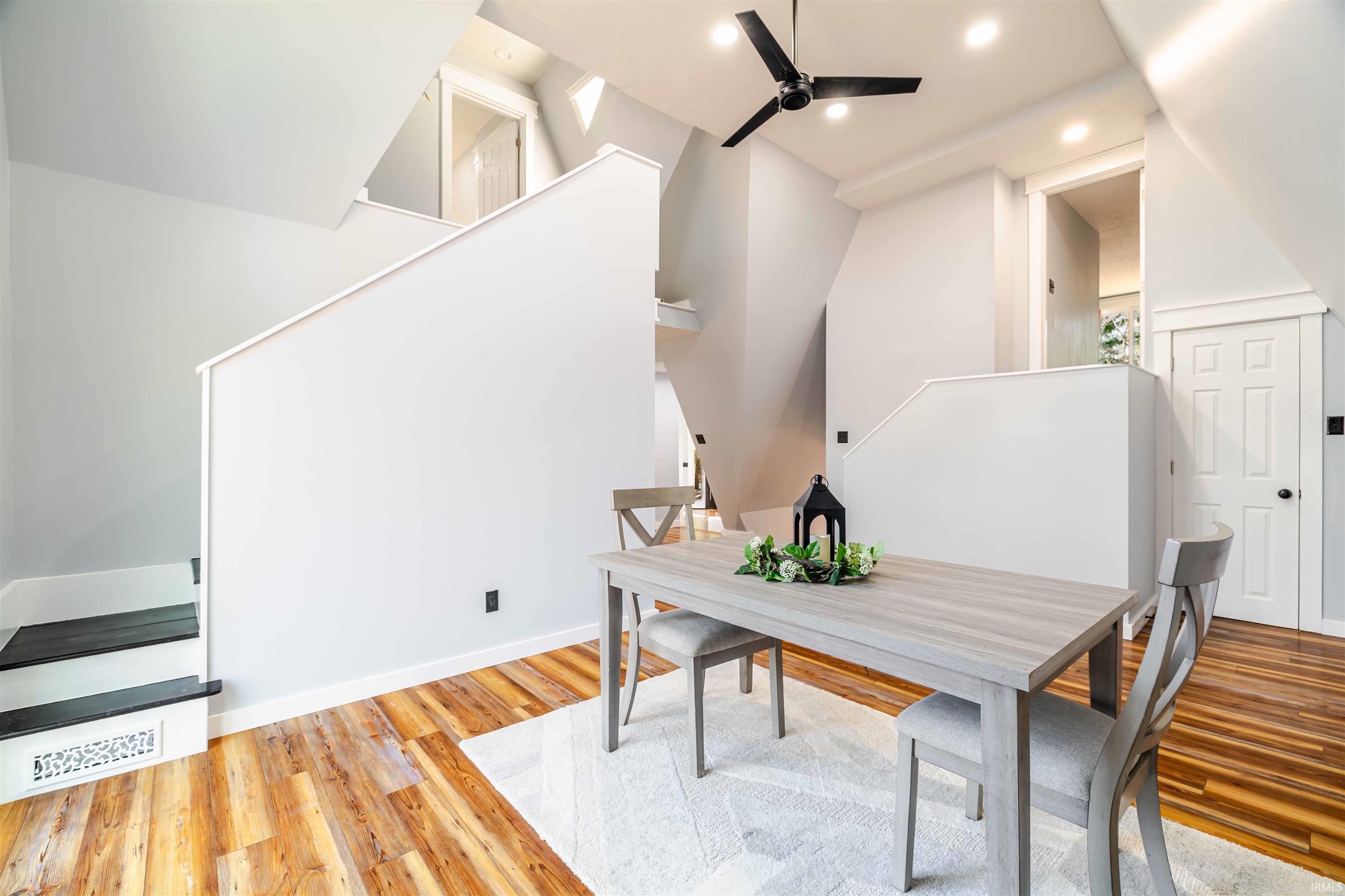 123 Empire Lane