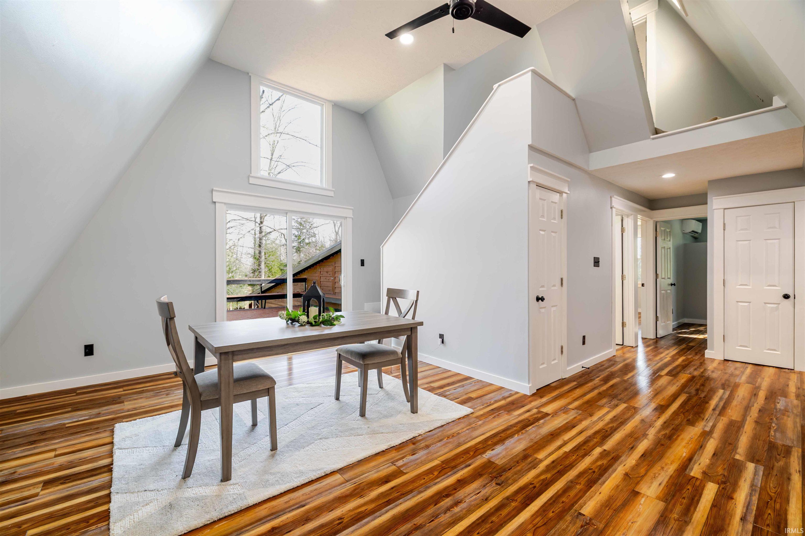 123 Empire Lane