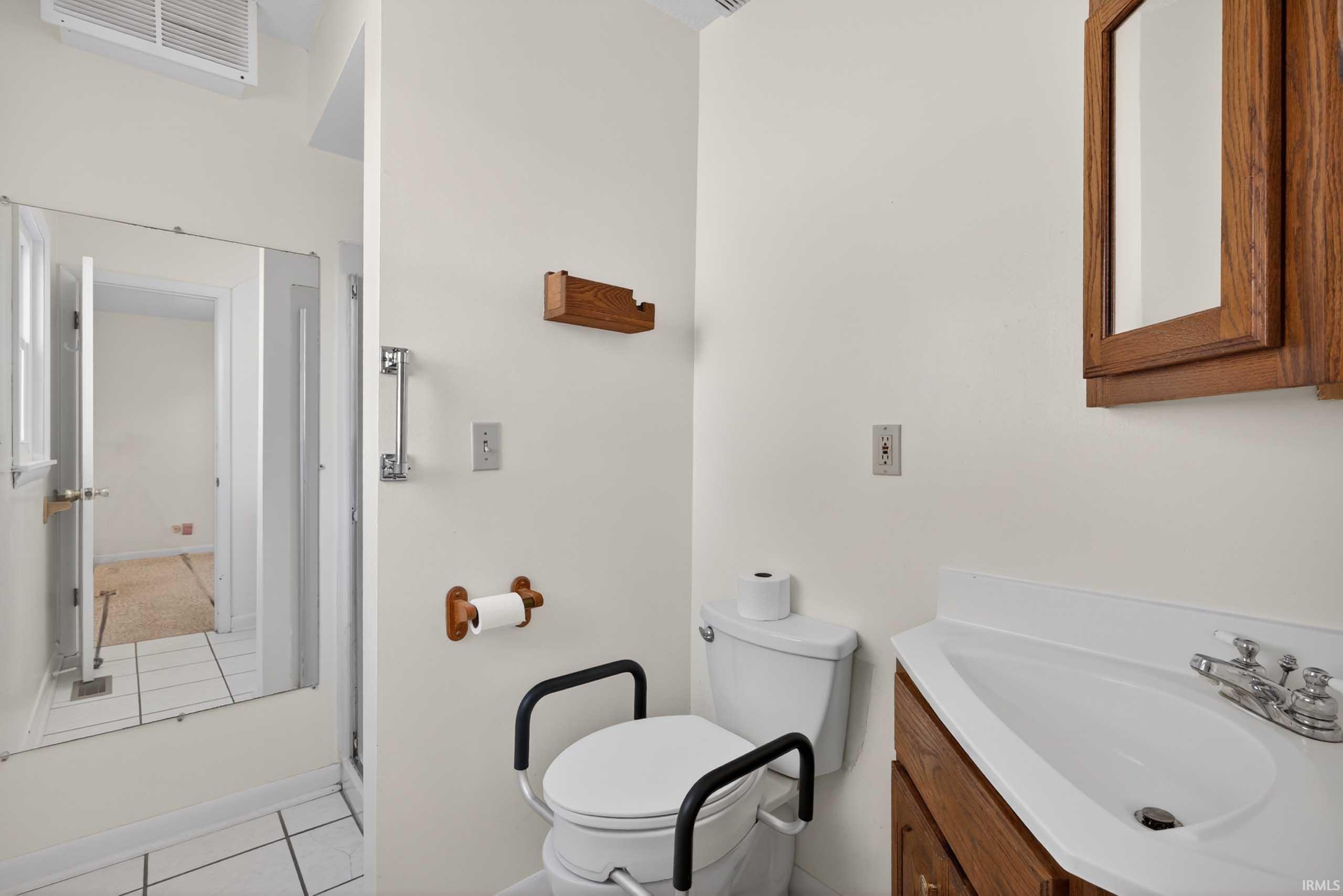 517 W 11th Street