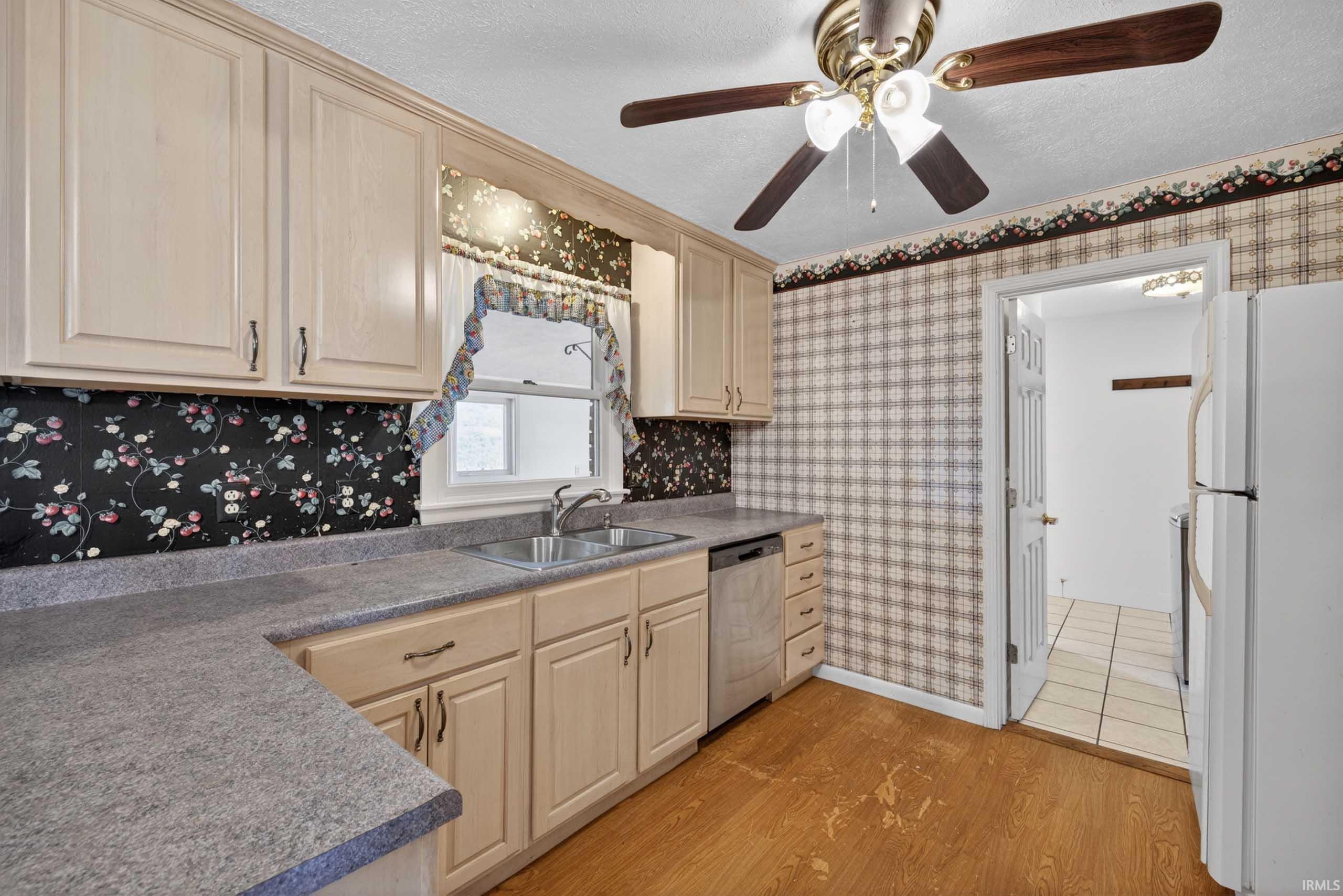 517 W 11th Street