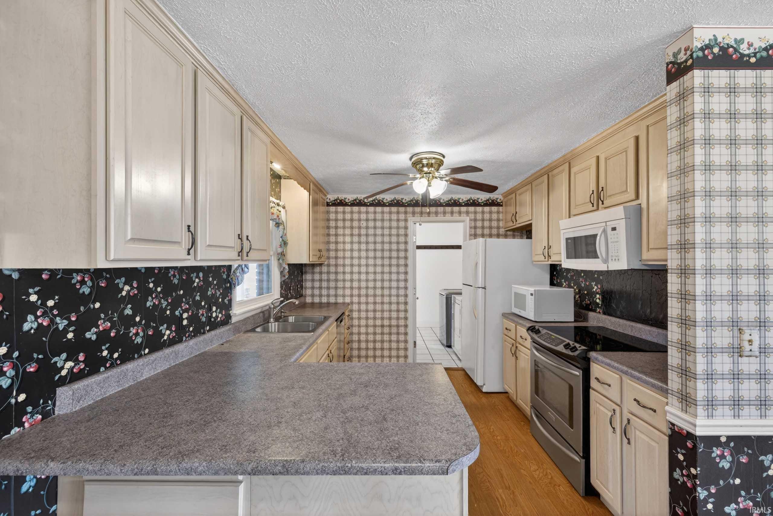517 W 11th Street