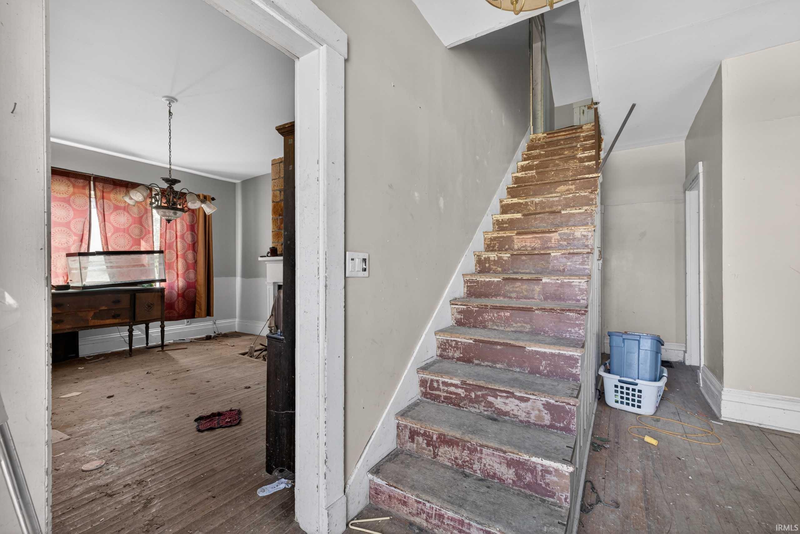 595 Sunny Acres Lane