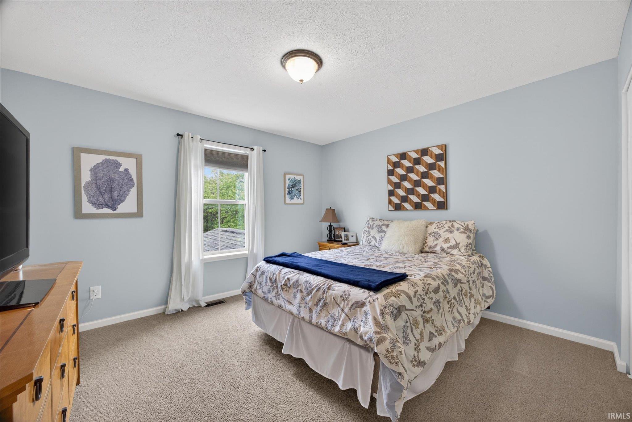 5484 W Hoge Drive