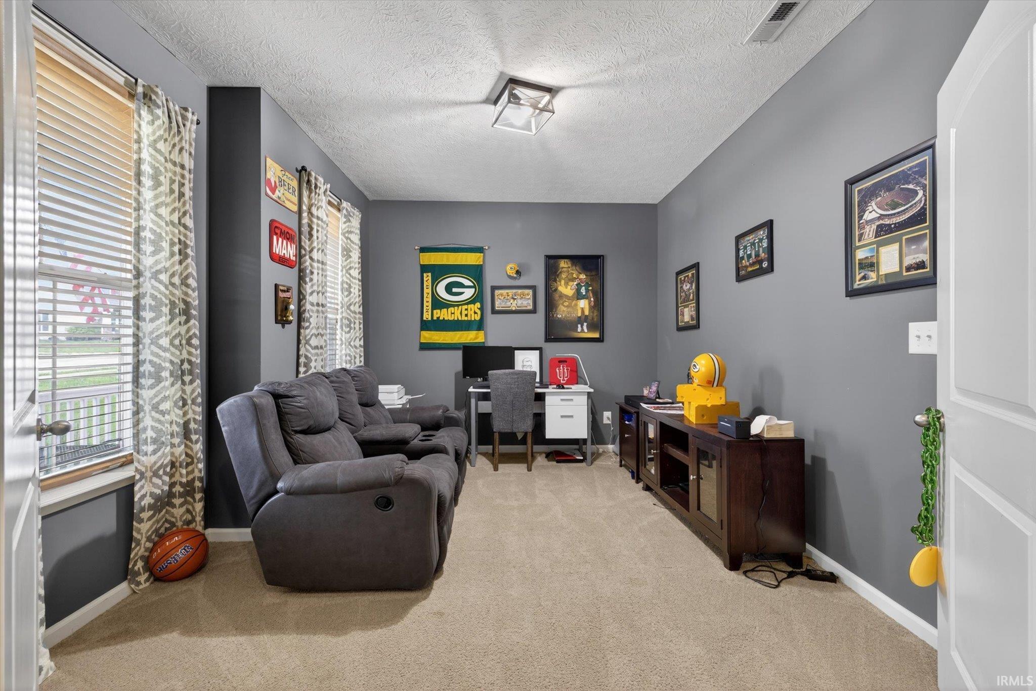 5484 W Hoge Drive