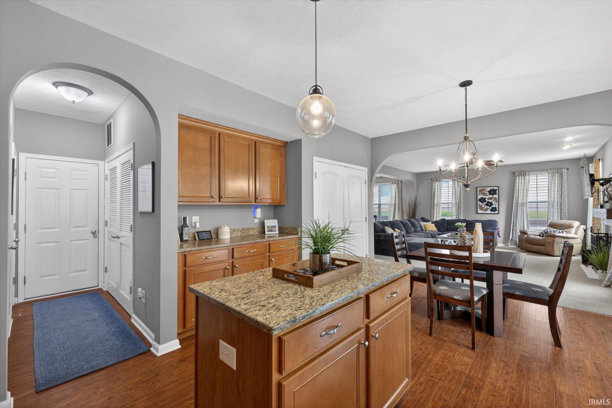 5484 W Hoge Drive