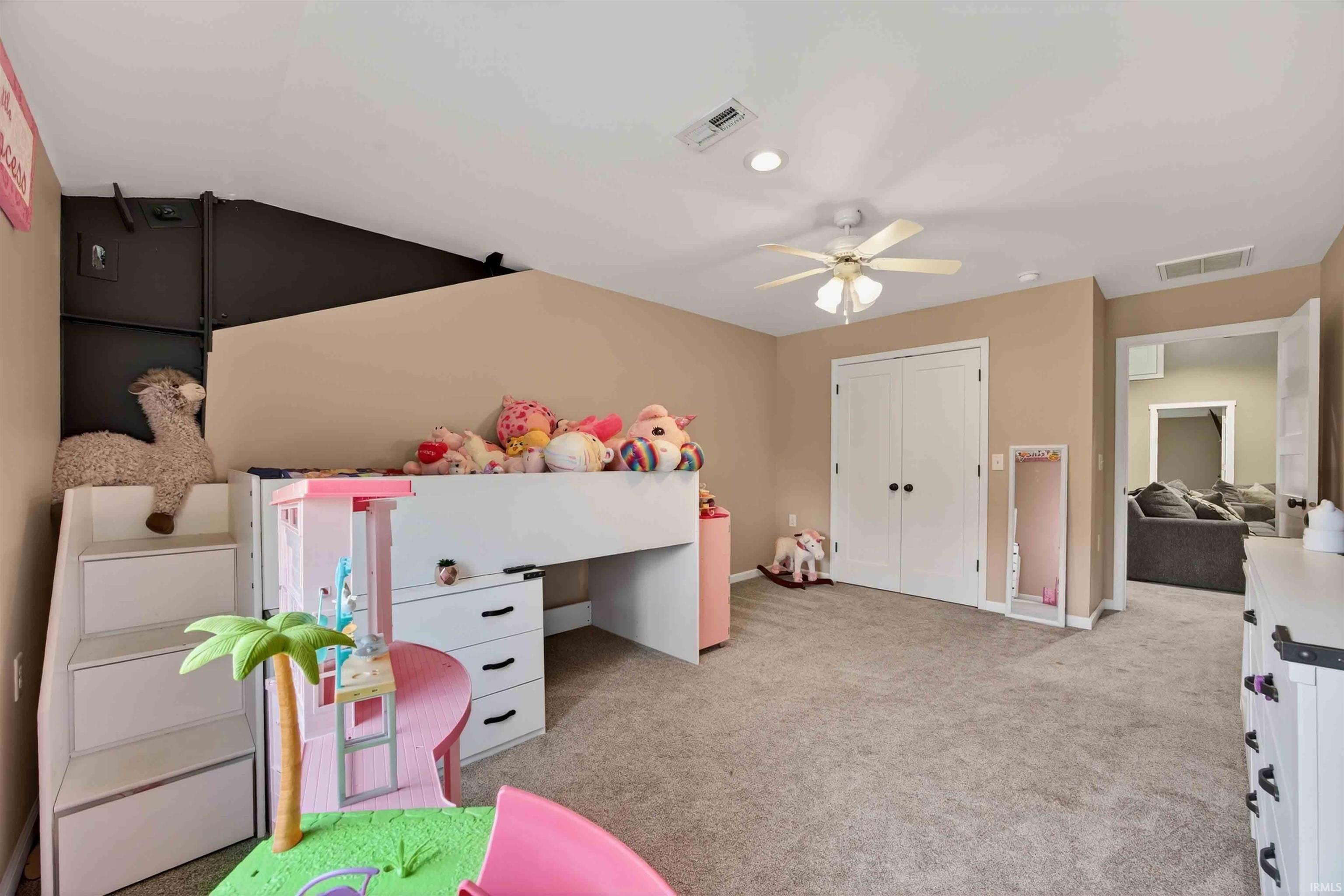 2580 Ridge Road