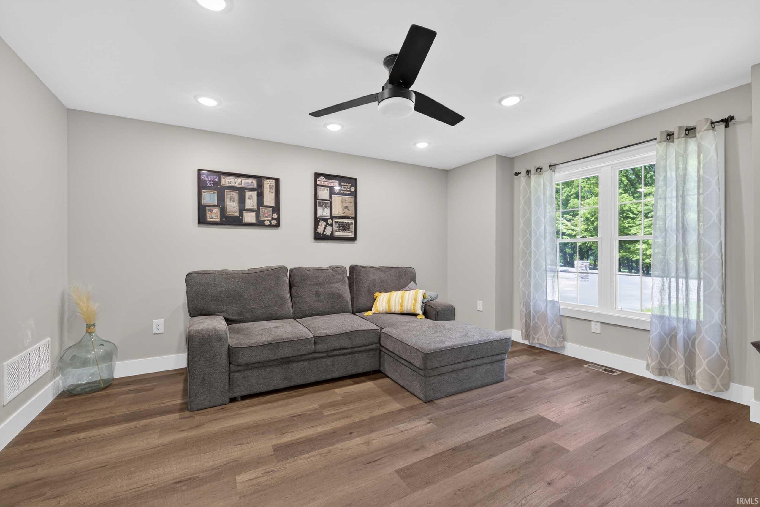 537 Southridge Drive