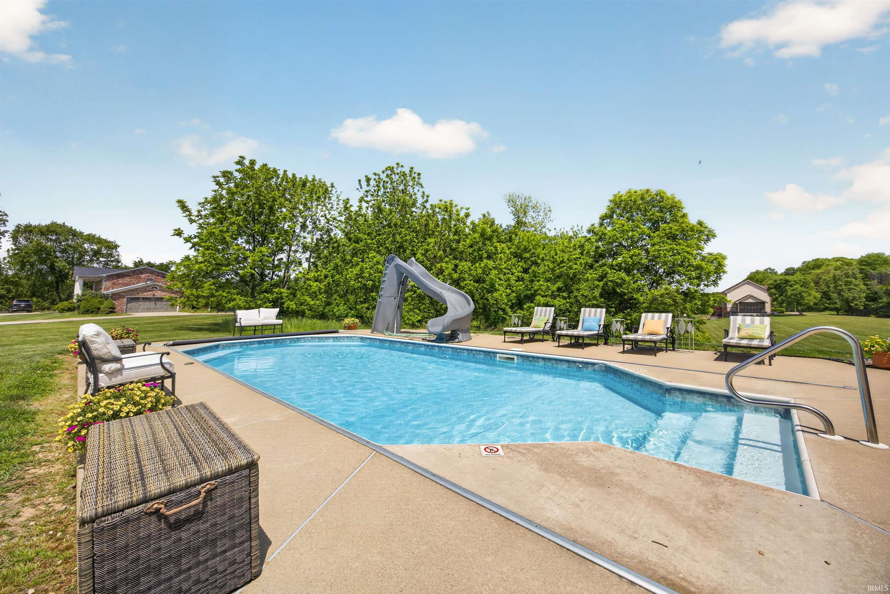 717 N Marshall Road