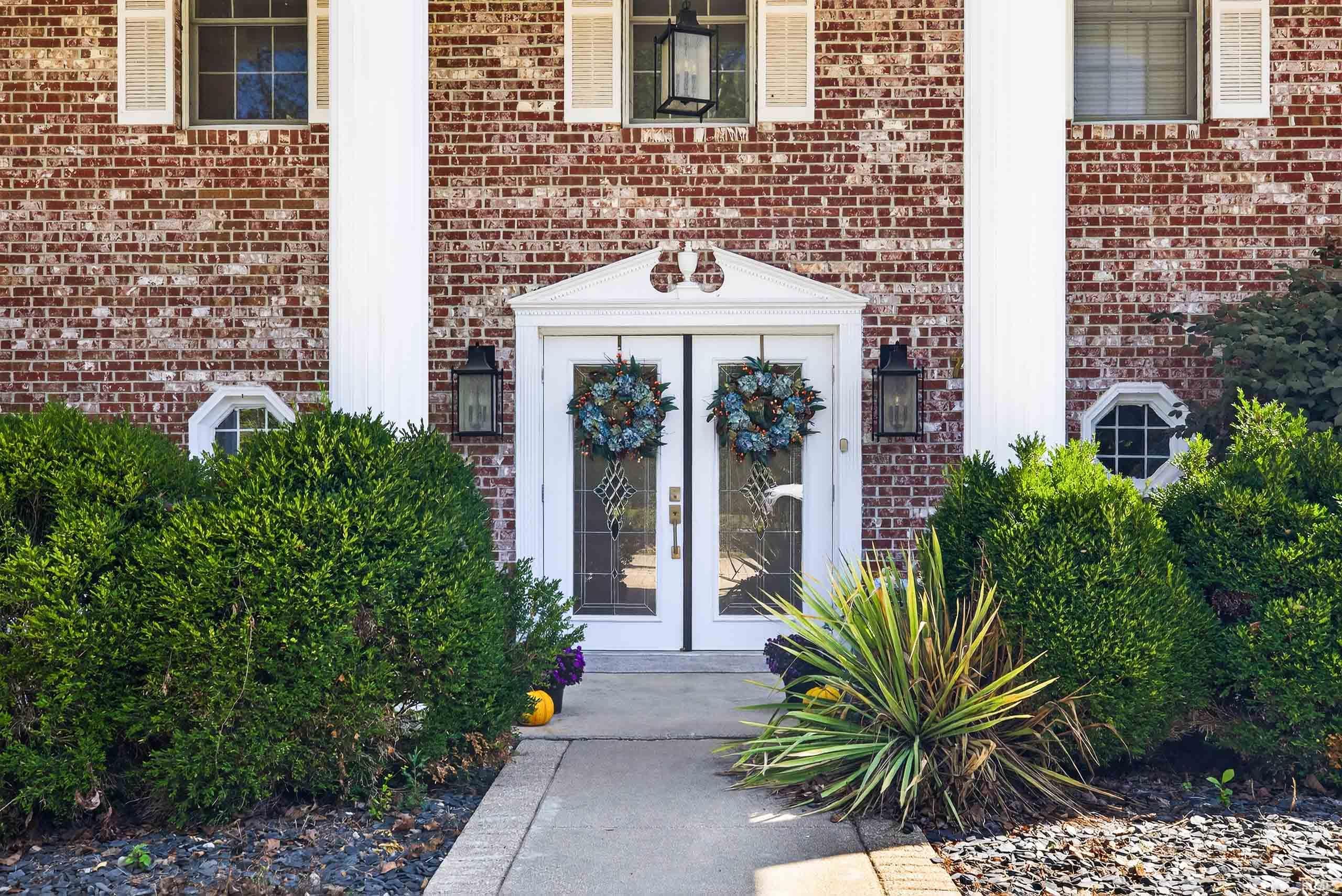 717 N Marshall Road