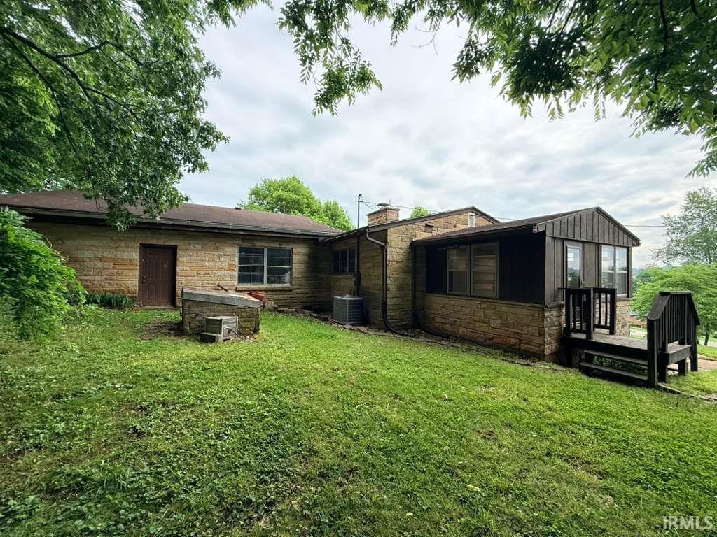 109 S Triangle Road